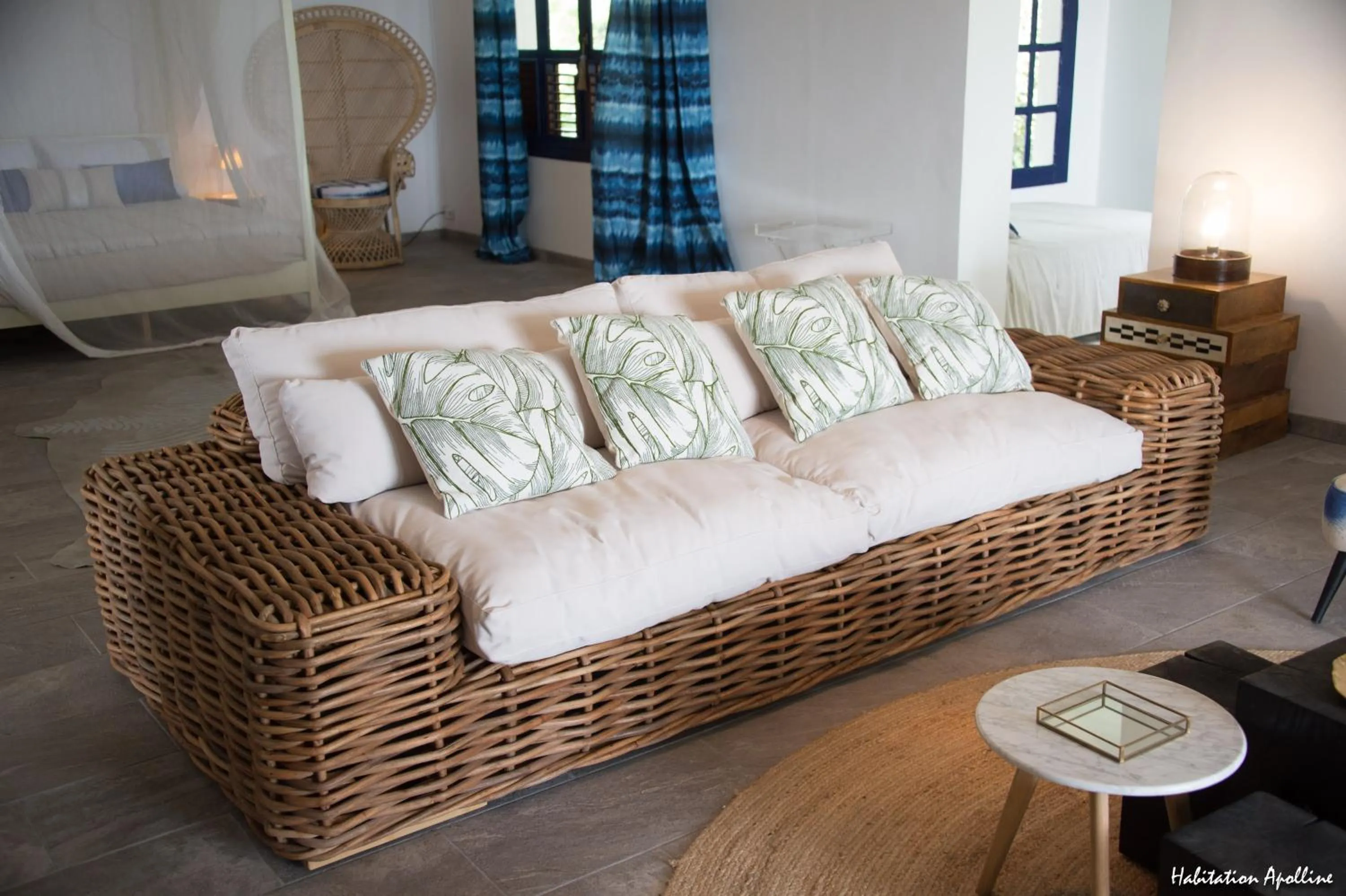 Decorative detail, Bed in Apolline