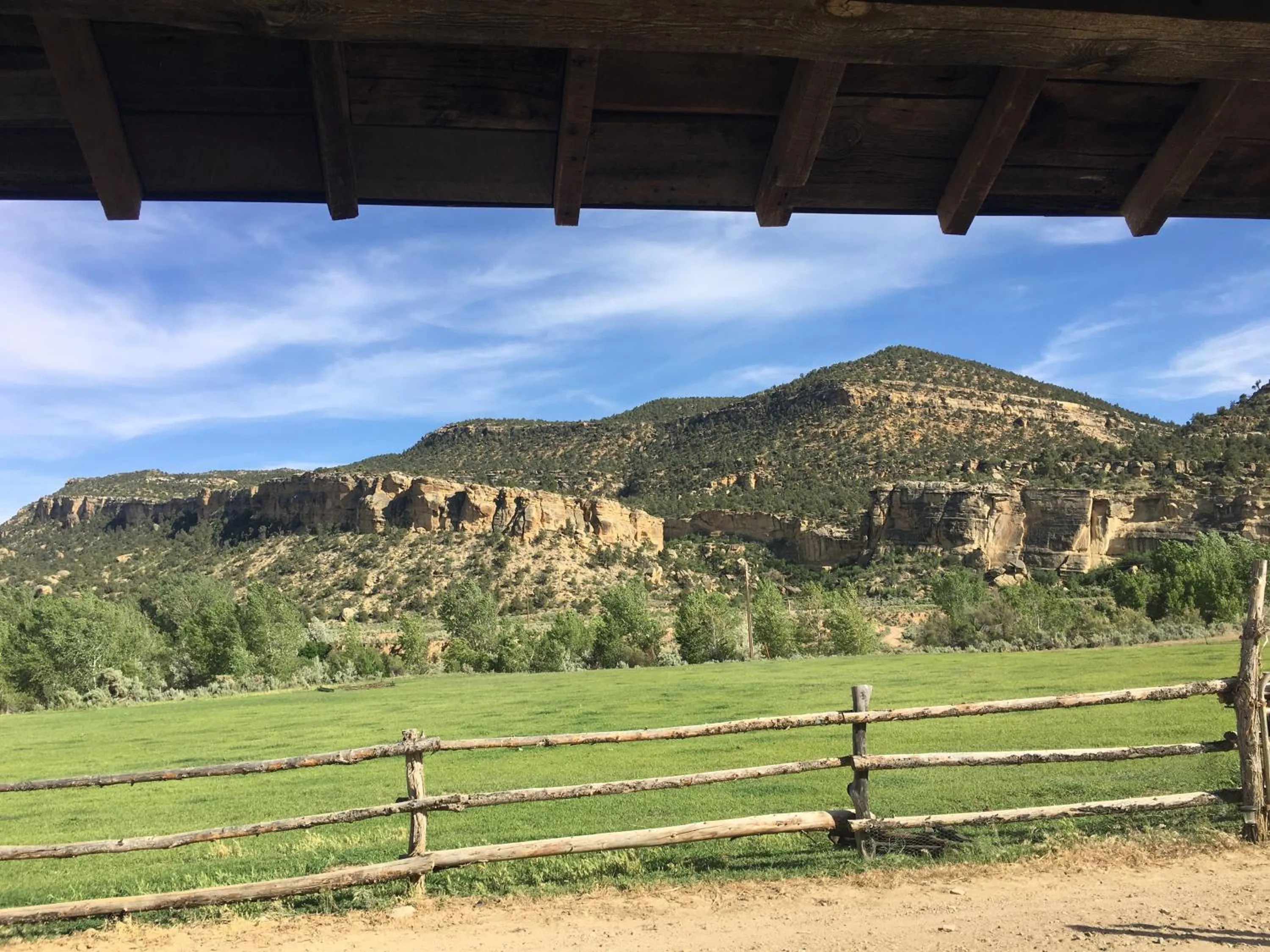 Natural landscape in Slot Canyons Inn Bed & Breakfast