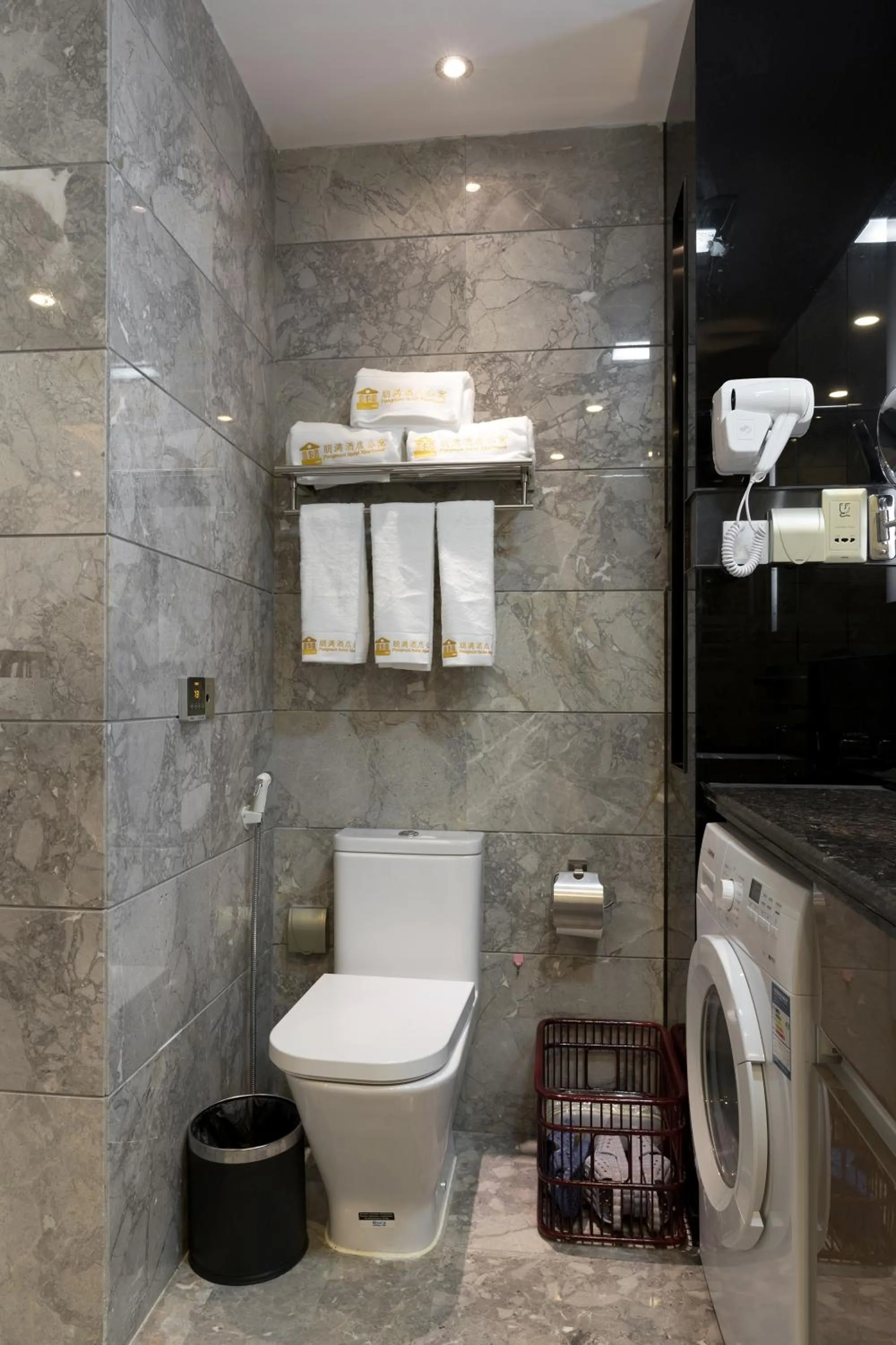 Toilet in Pengman Beijing Road A-mall Apartment