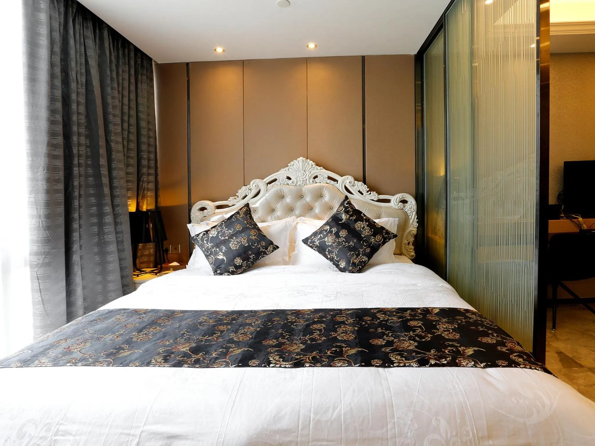 Bed in Pengman Beijing Road A-mall Apartment