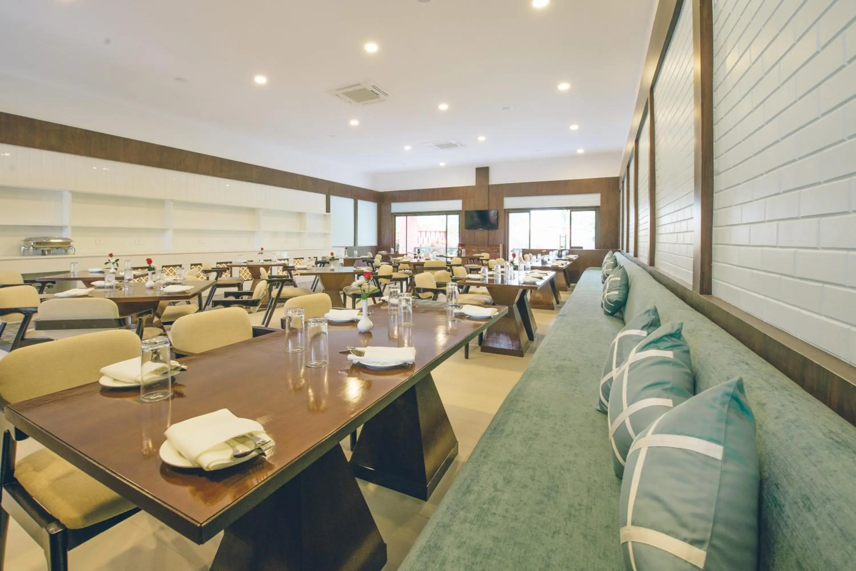 Restaurant/places to eat in The Greenfields Resort and Convention