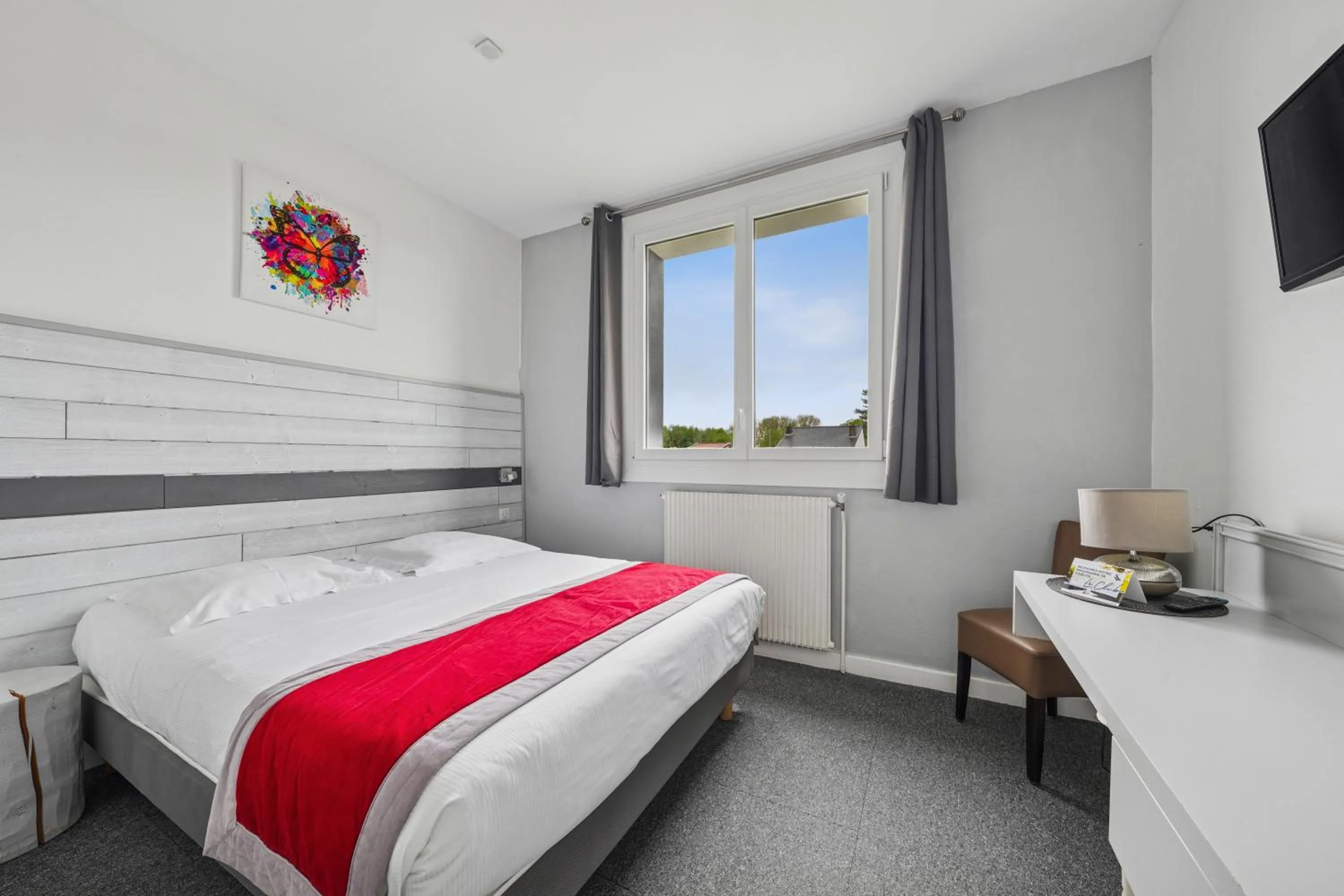 Bed in Hôtel Restaurant AKENA Camiers-Le Touquet - 2 étoiles