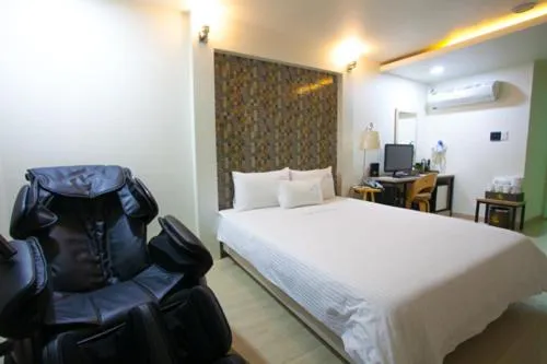 Area and facilities in CNN Hotel