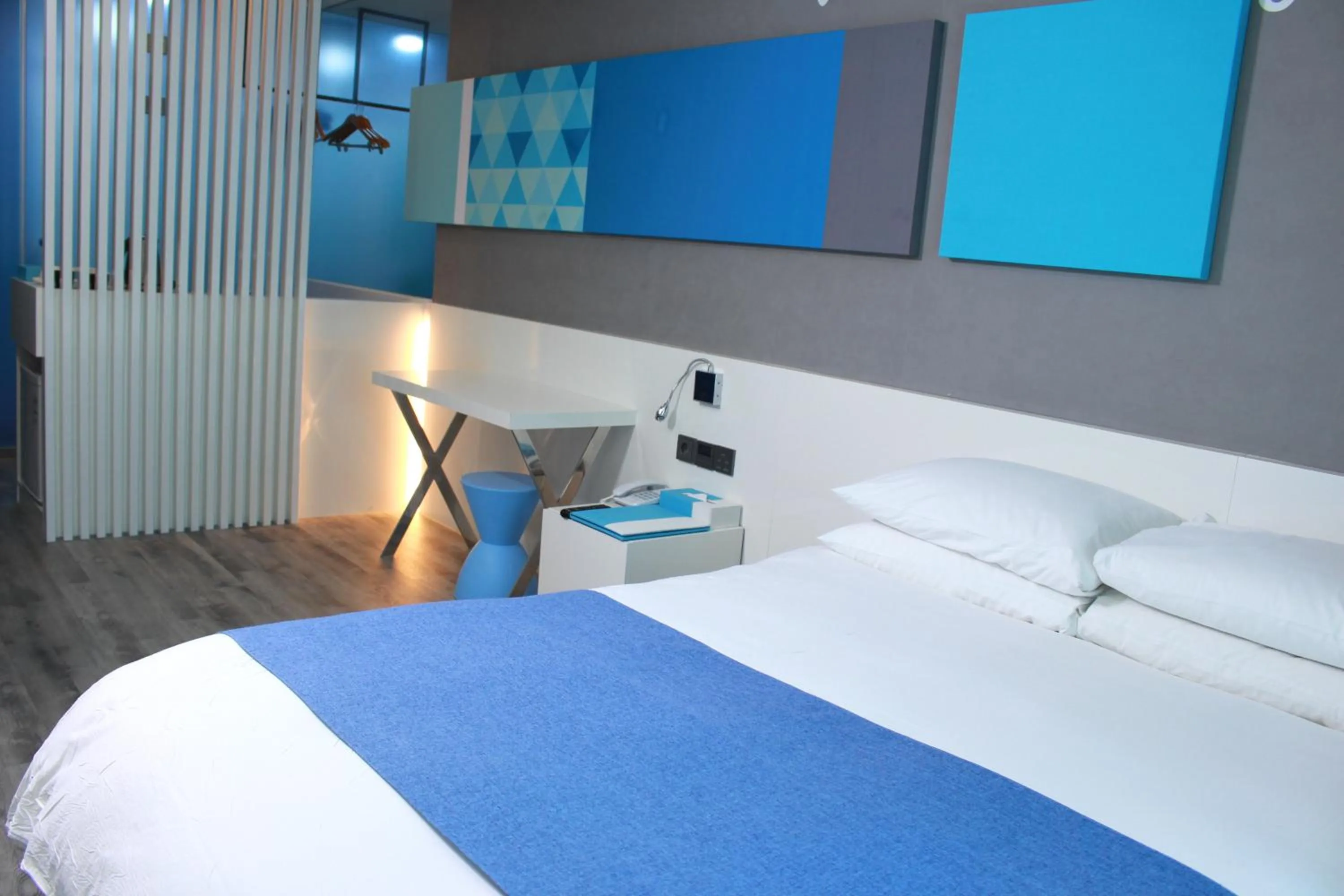 Bedroom, Bed in Co-op City Hotel Seongsan