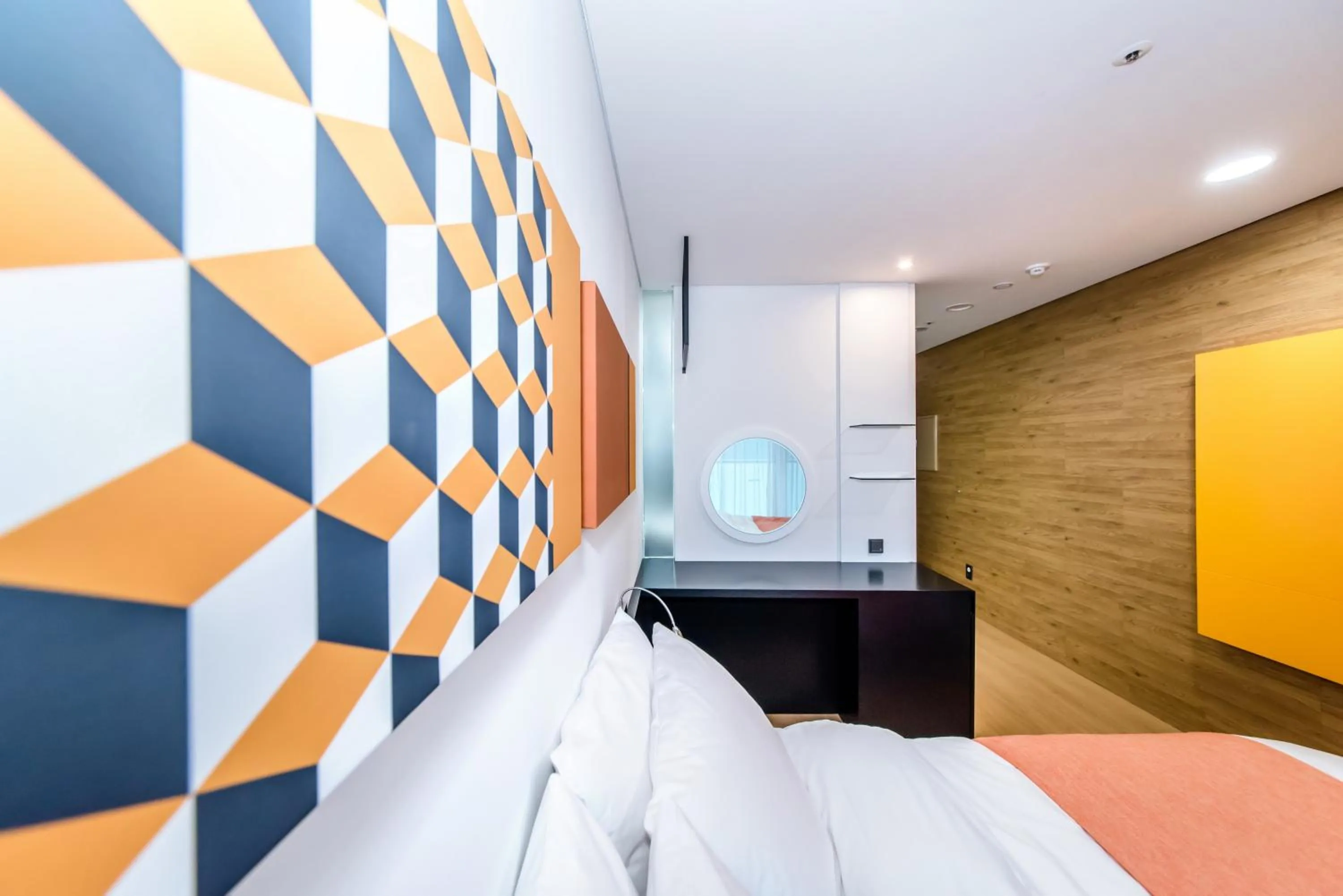 Bedroom, Bed in Co-op City Hotel Seongsan