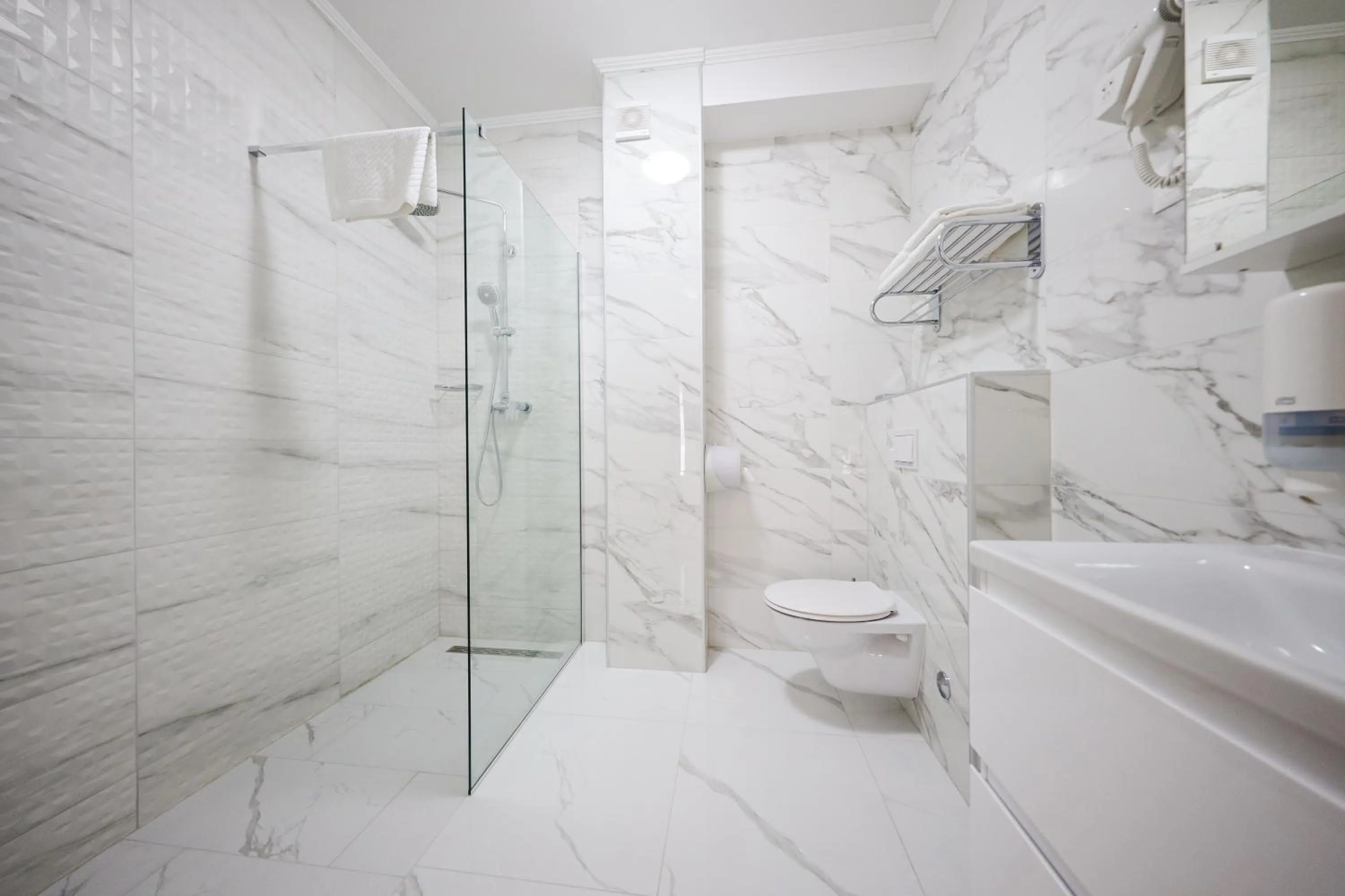 Shower in Hotel Lucija