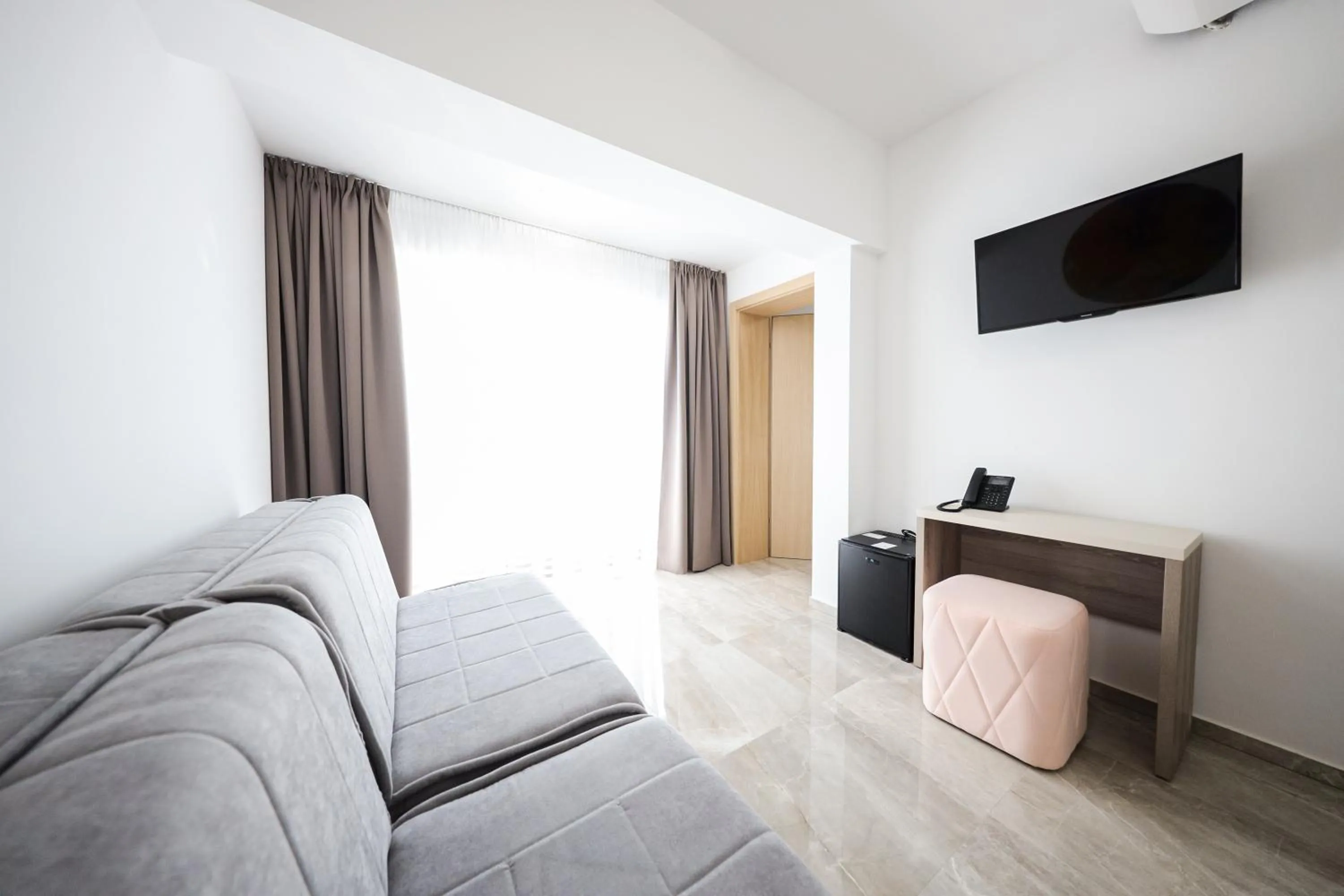 TV and multimedia in Hotel Lucija