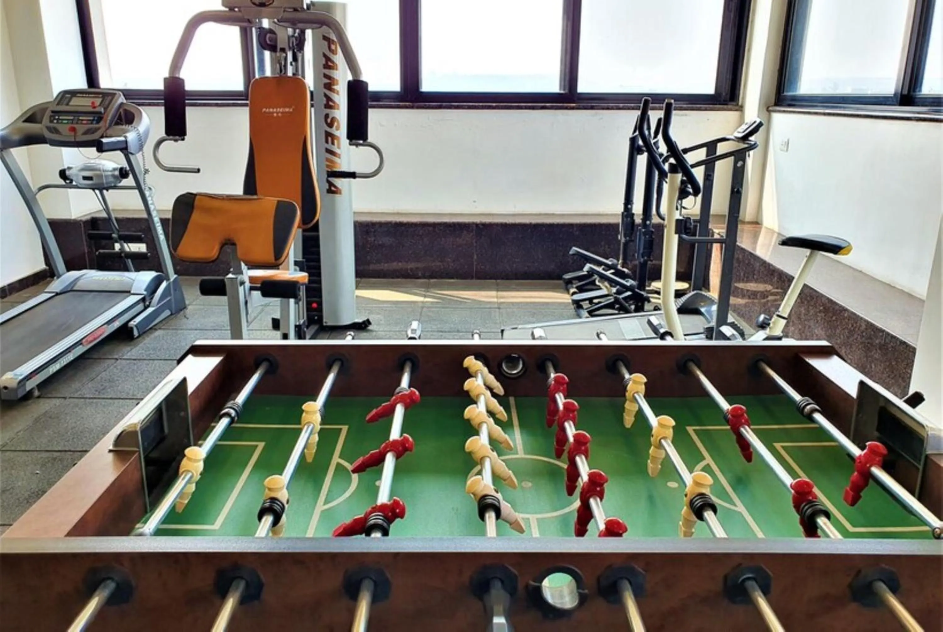 Fitness centre/facilities in Click Hotel Sagar Plaza Chakan, Pune