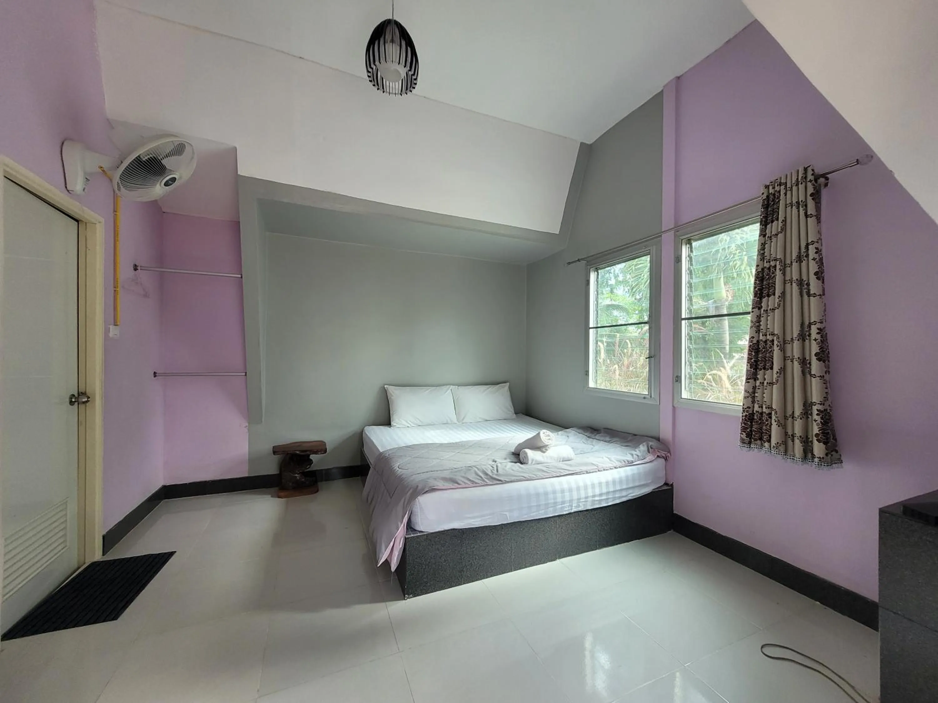 Sawan Srang Nang Kaew