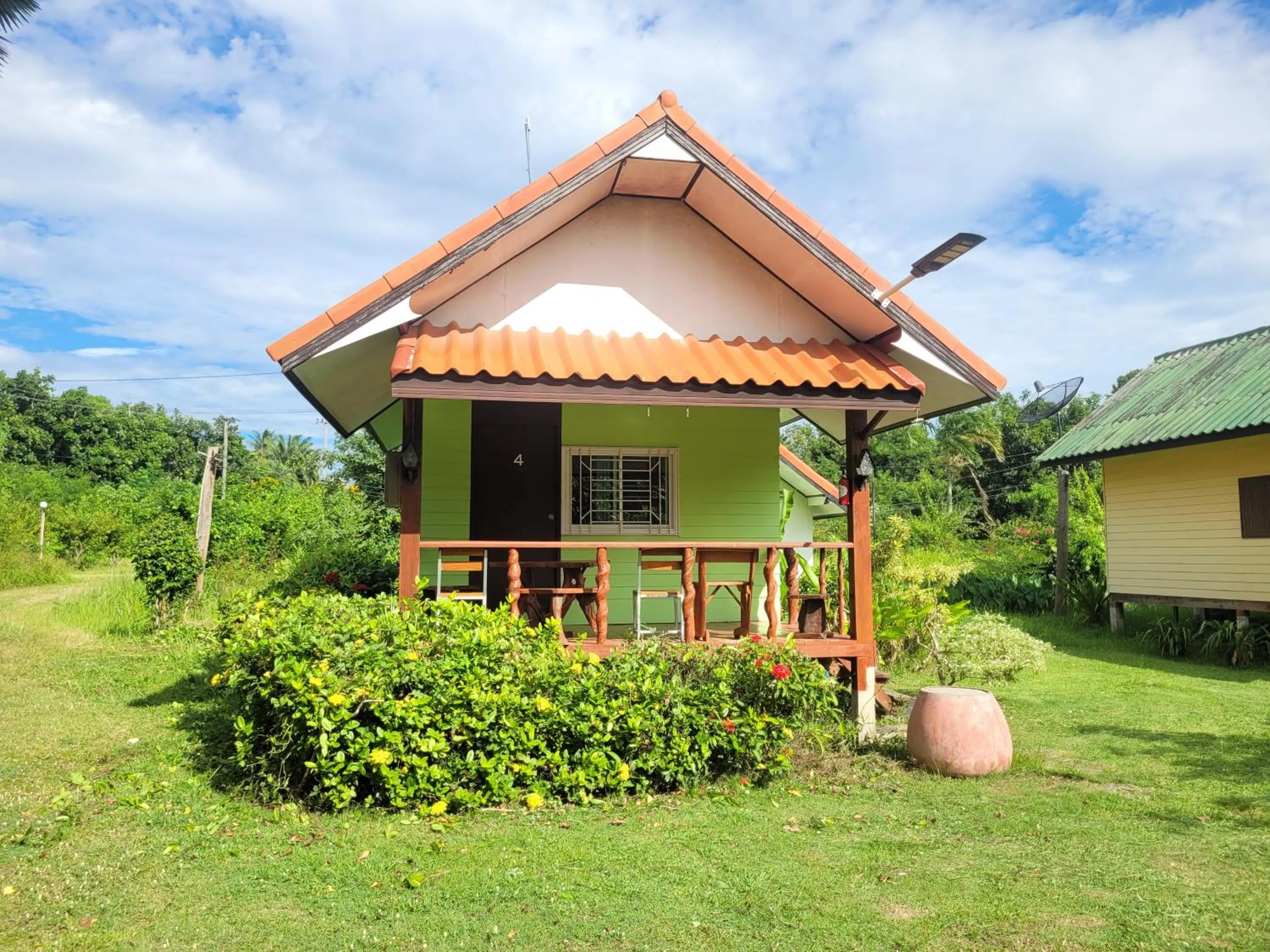 Sawan Srang Nang Kaew