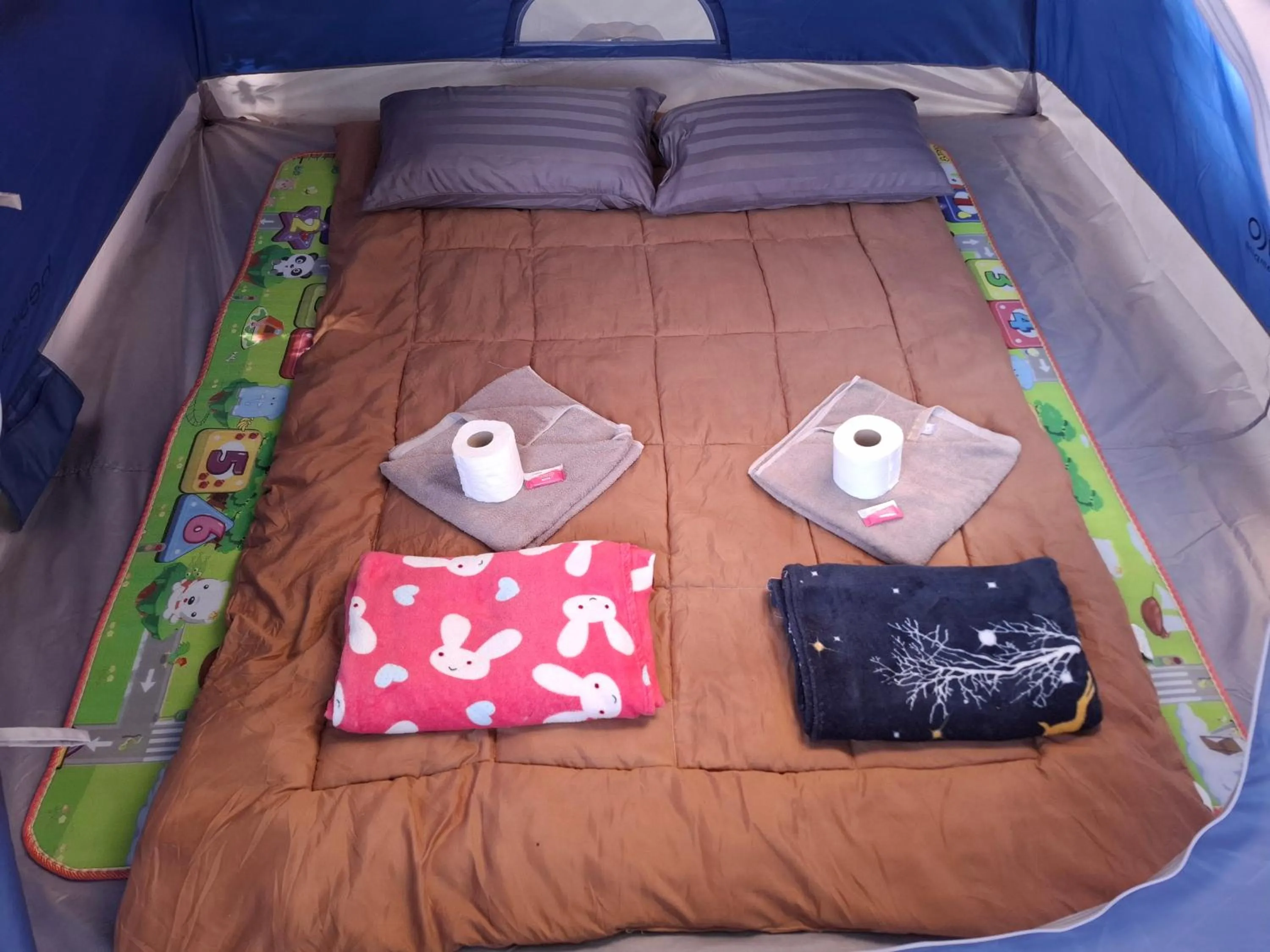 Bed in Two Rocks Bungalows