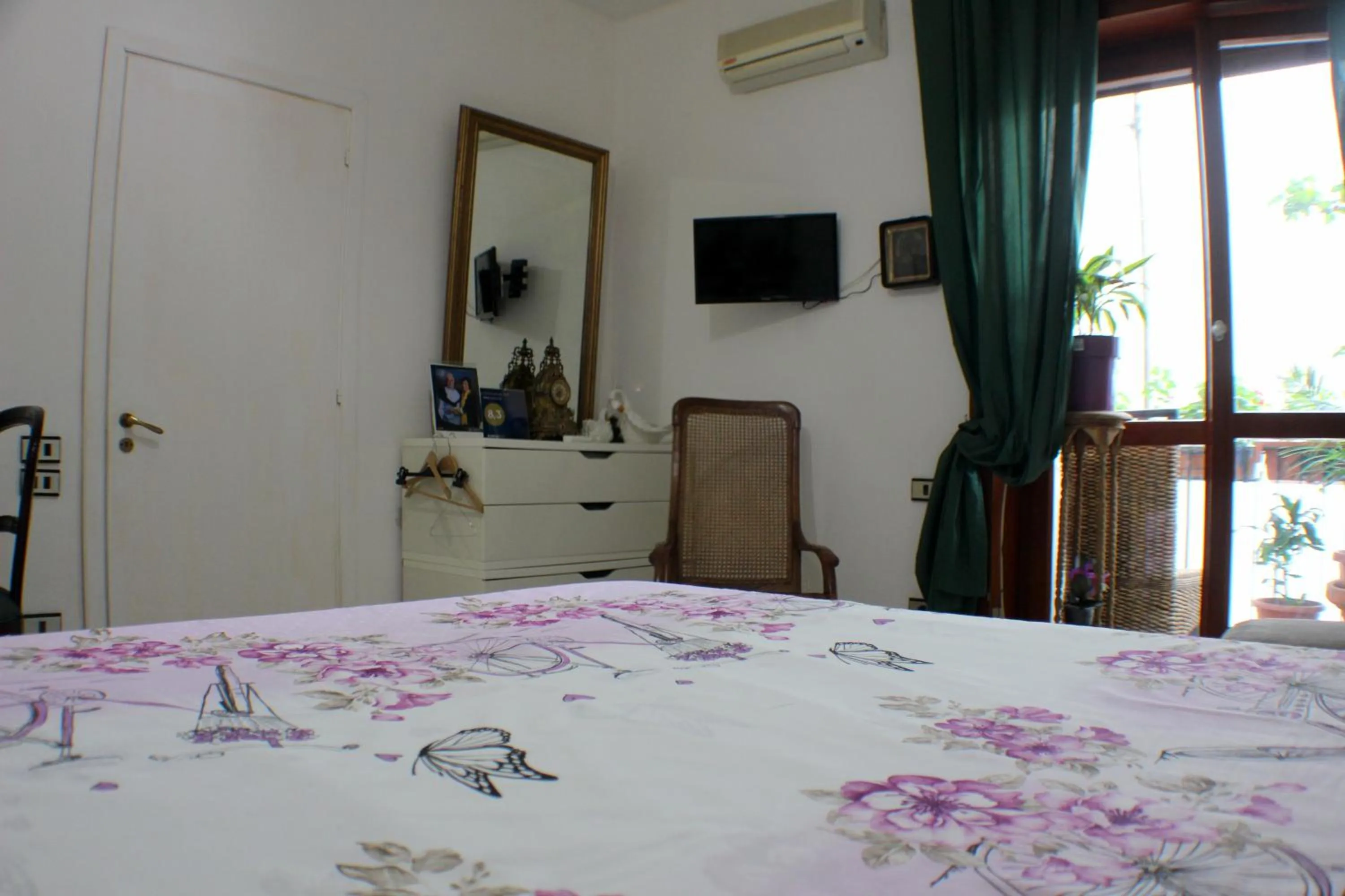 Bedroom, Bed in B&B Lili