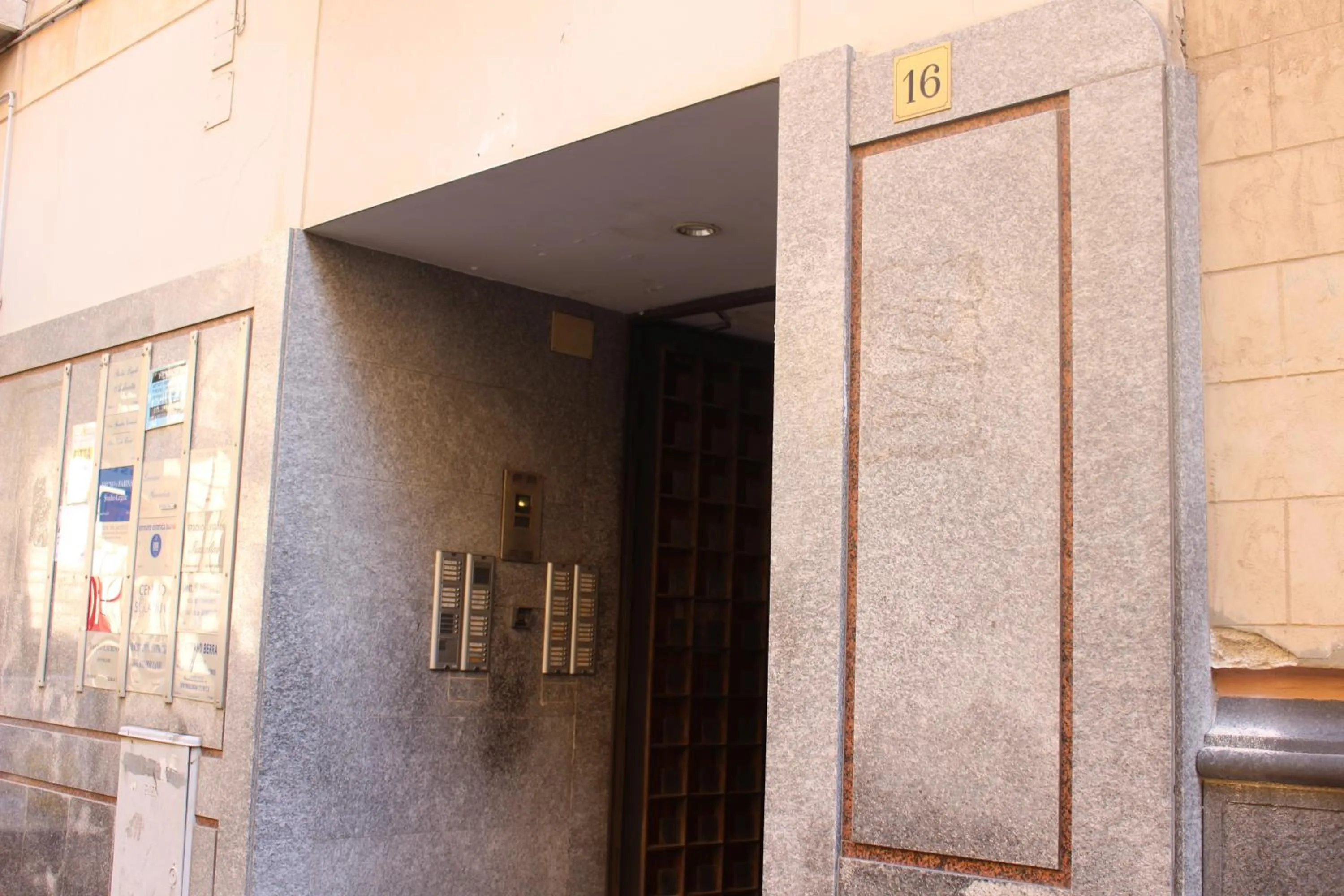 Facade/entrance in B&B Lili