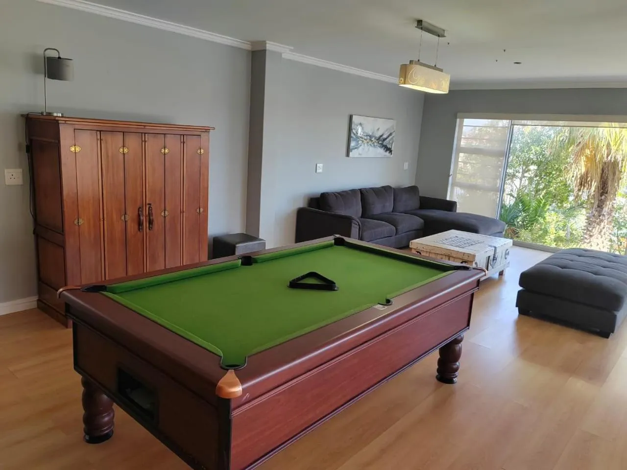 Three-Bedroom House in Russells on the Port