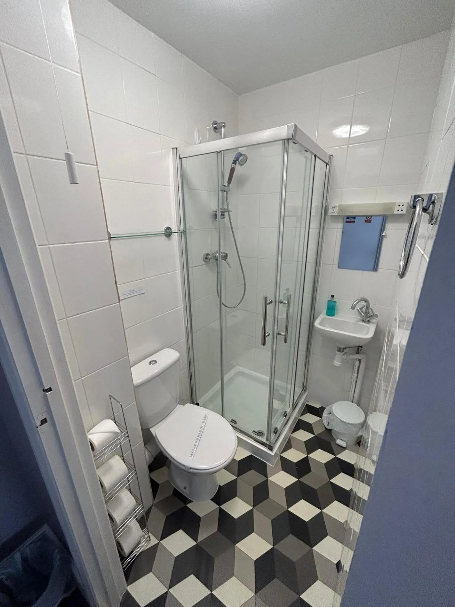 Bathroom in The Lyndhurst Guest House