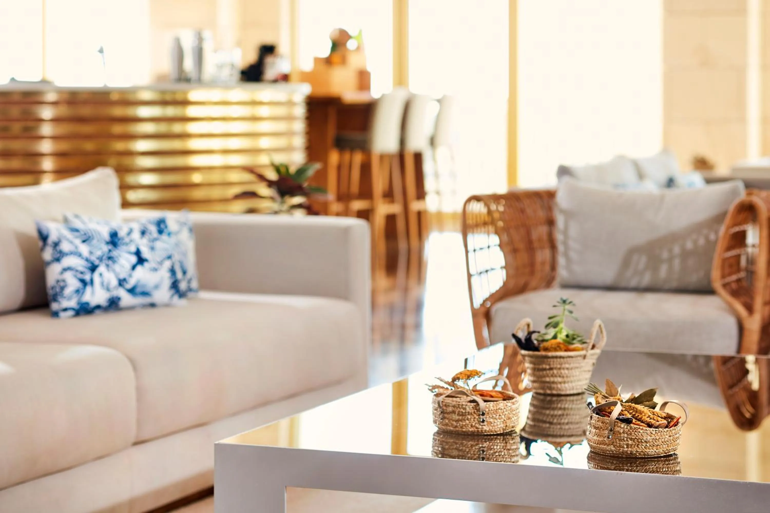 Lounge or bar in Victoria Golf Resort and Spa Managed by Accor