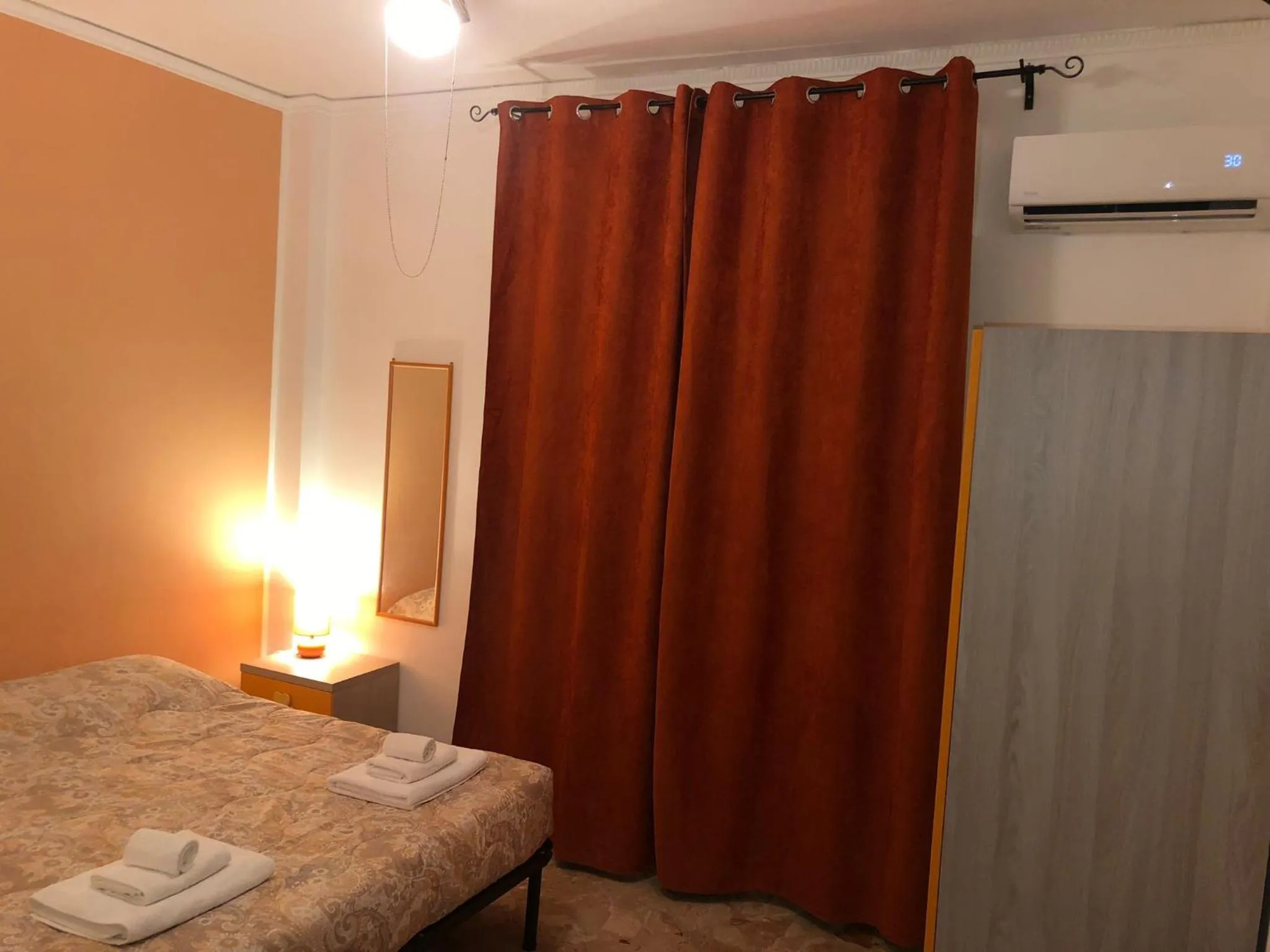 Bed in B&B D'Amico87