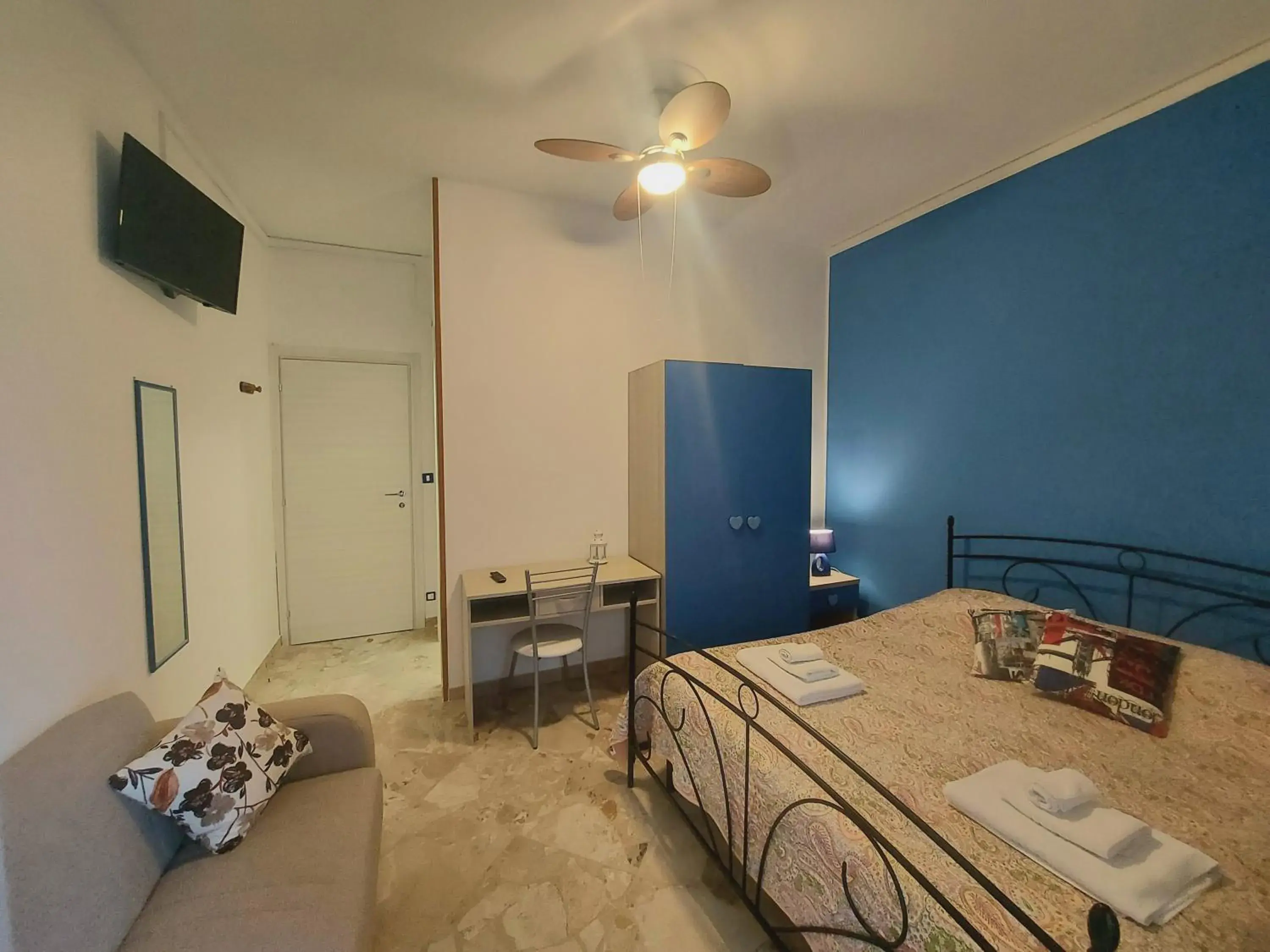 Deluxe Double Room in B&B D'Amico87 Deluxe Double Room in B&B D'Amico87