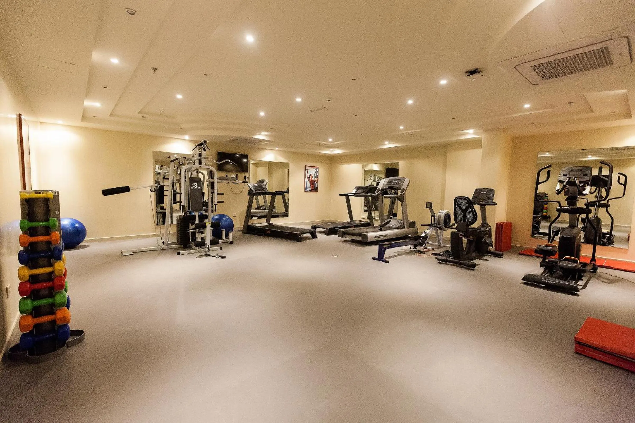 Fitness centre/facilities in Red Castle Hotel