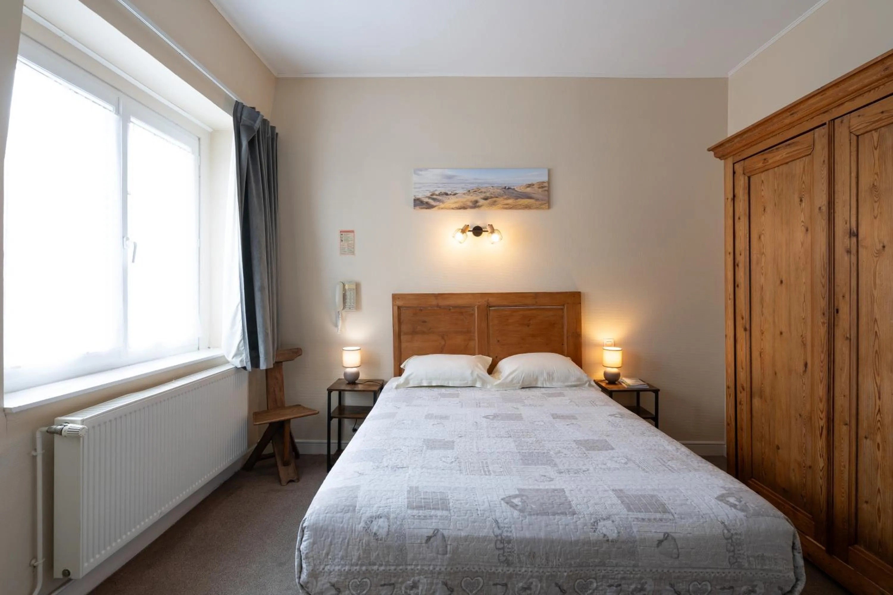 Bed in Hôtel Le Caddy