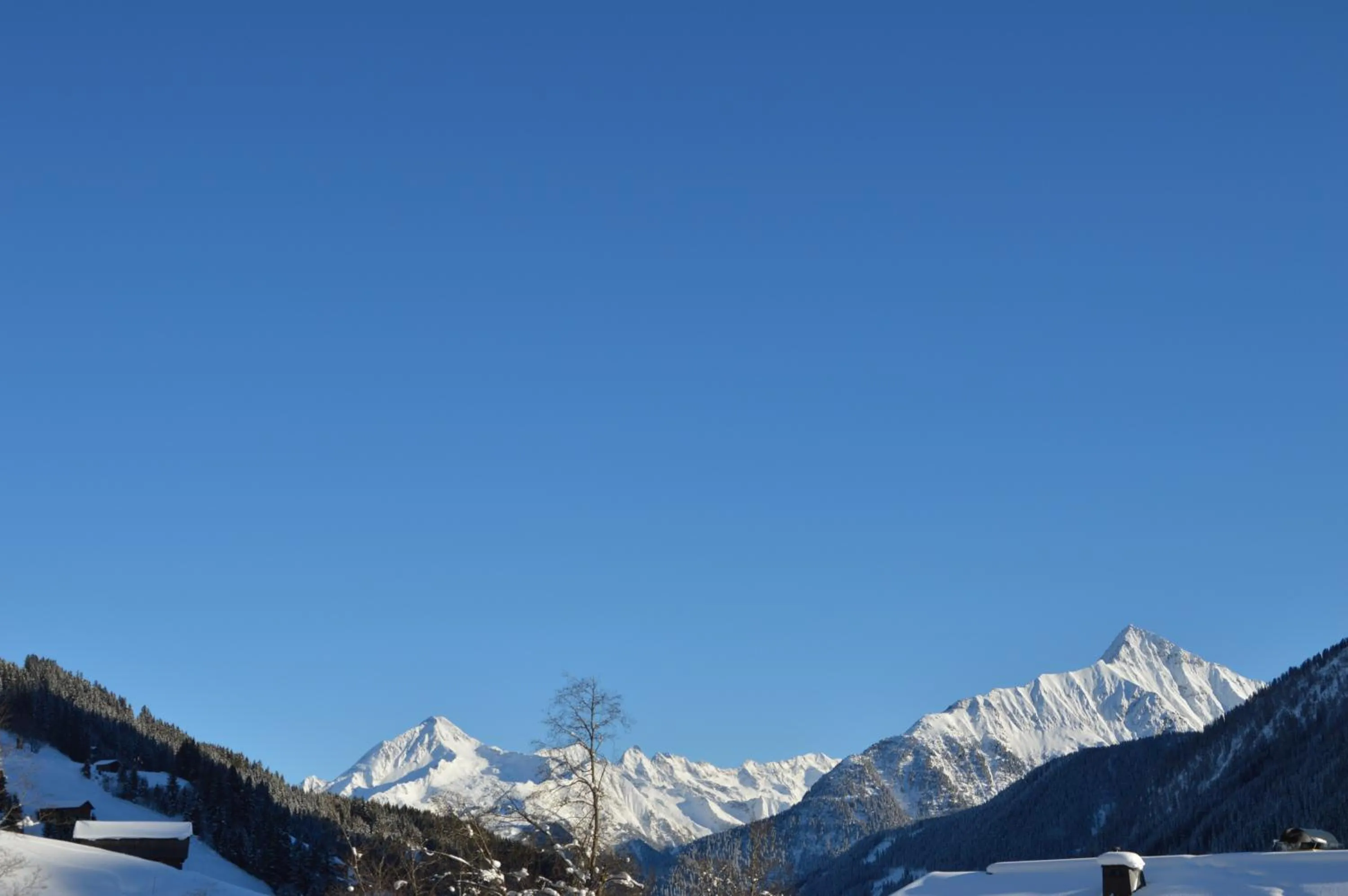 Mountain view in Apart Kristall