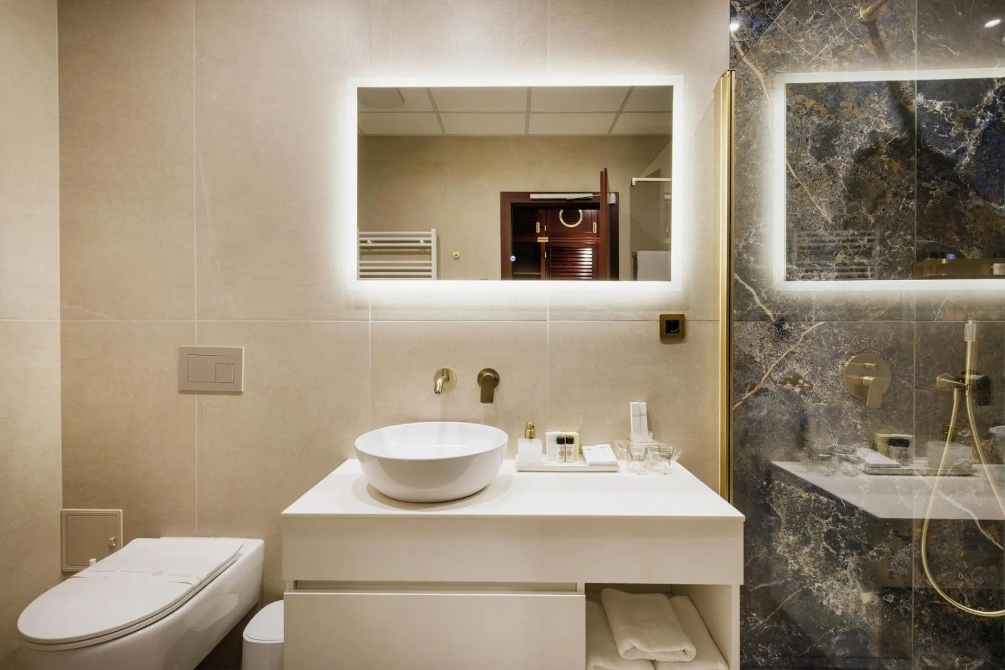 Shower in Boutique Hotel Nautica - SPA & wellness, FREE Parking, Pet friendly