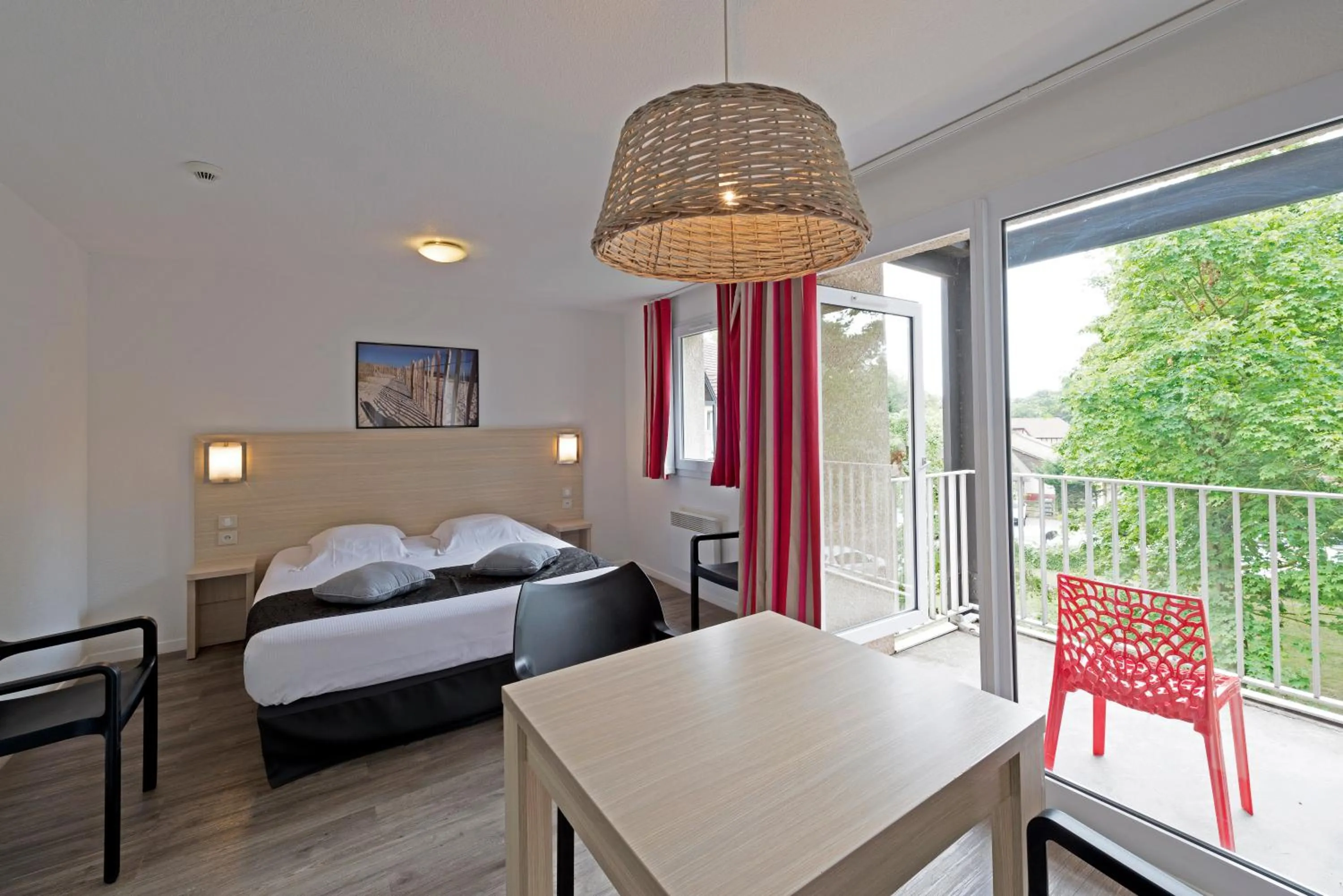 Balcony/Terrace, Bed in Hippotel