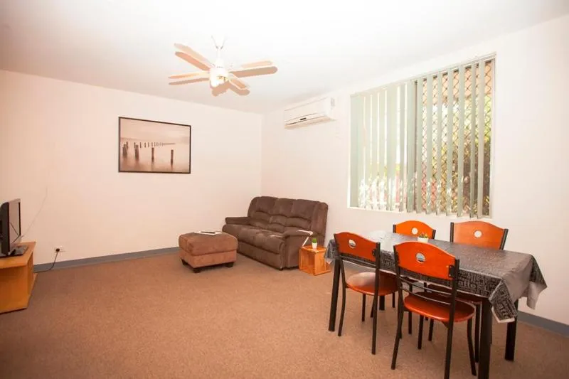 Carnarvon Central Apartments