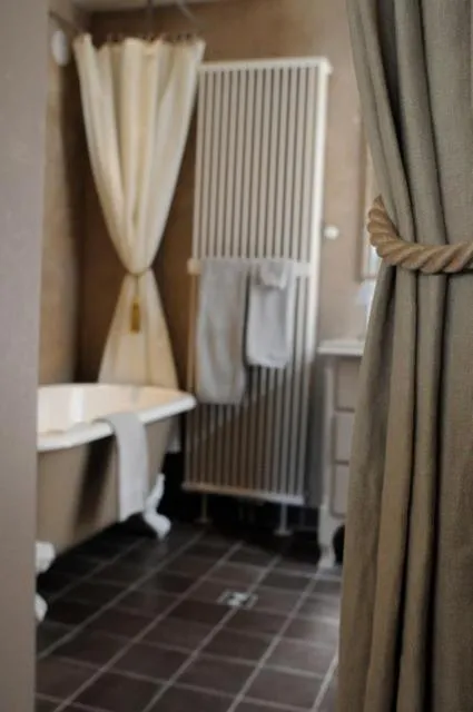 Bathroom, Bed in B&B 1669