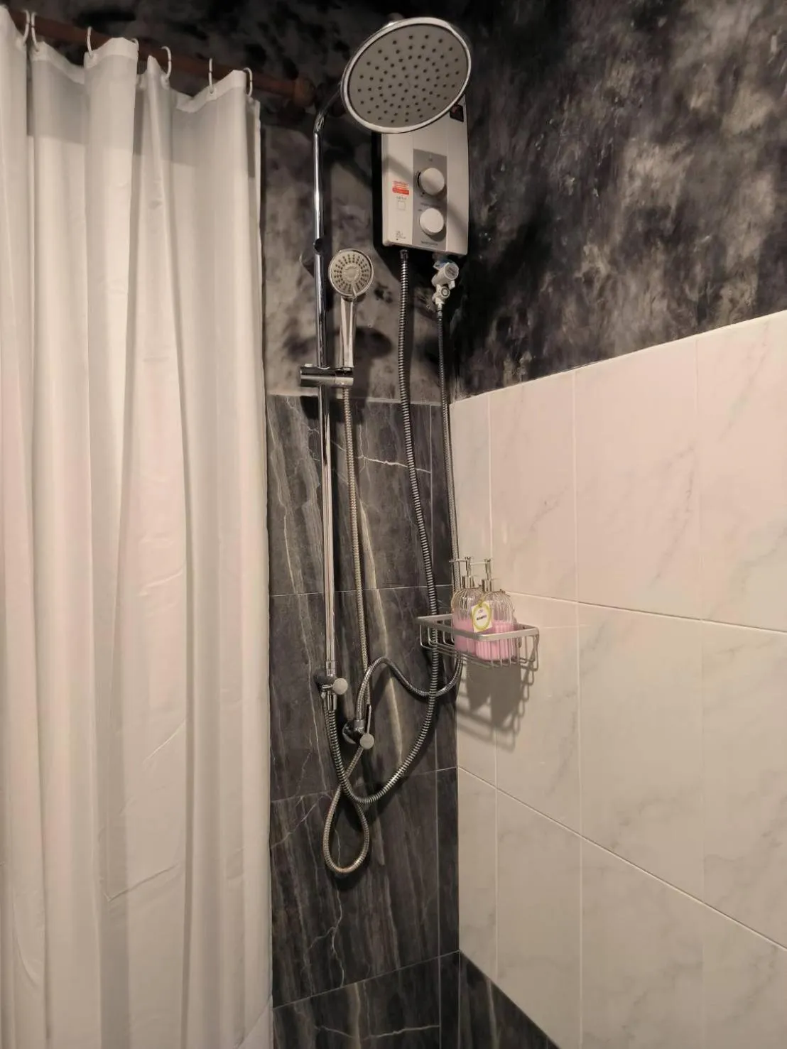 Shower in Phi Phi Phu Chalet Resort