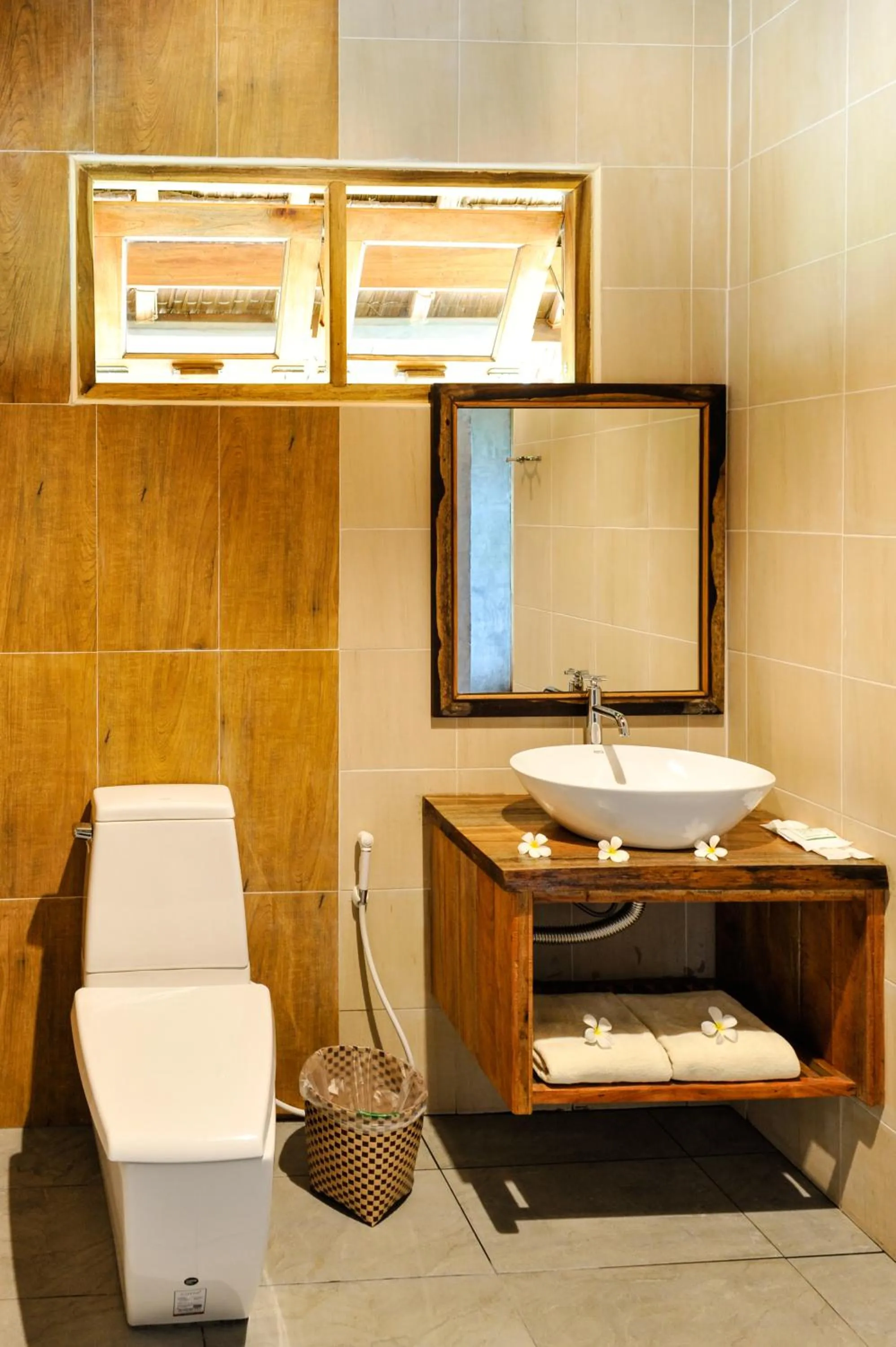 Bathroom in Phi Phi Phu Chalet Resort