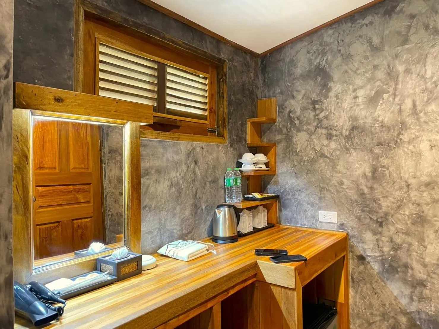 Coffee/tea facilities in Phi Phi Phu Chalet Resort