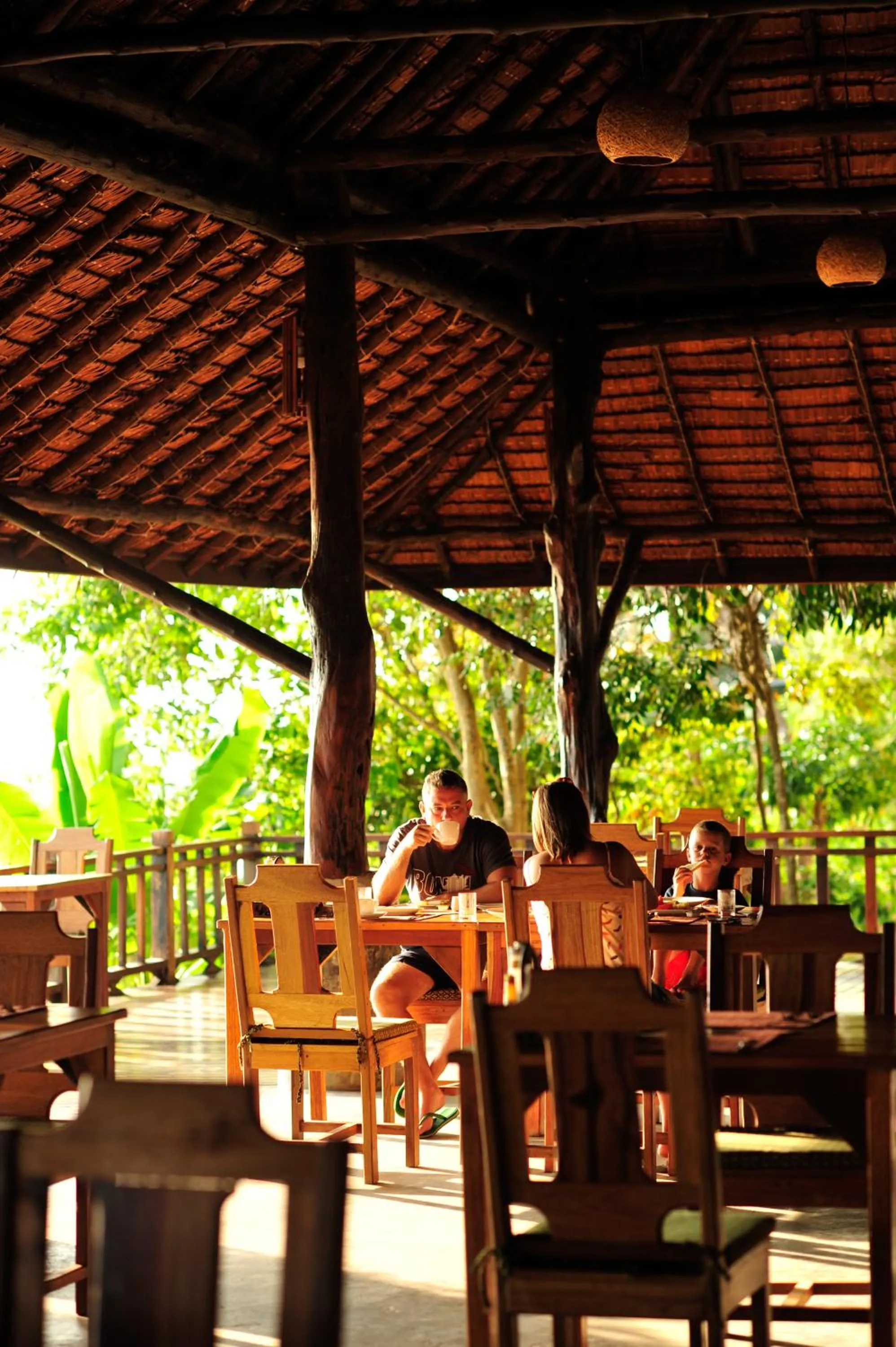 Restaurant/places to eat in Phi Phi Phu Chalet Resort
