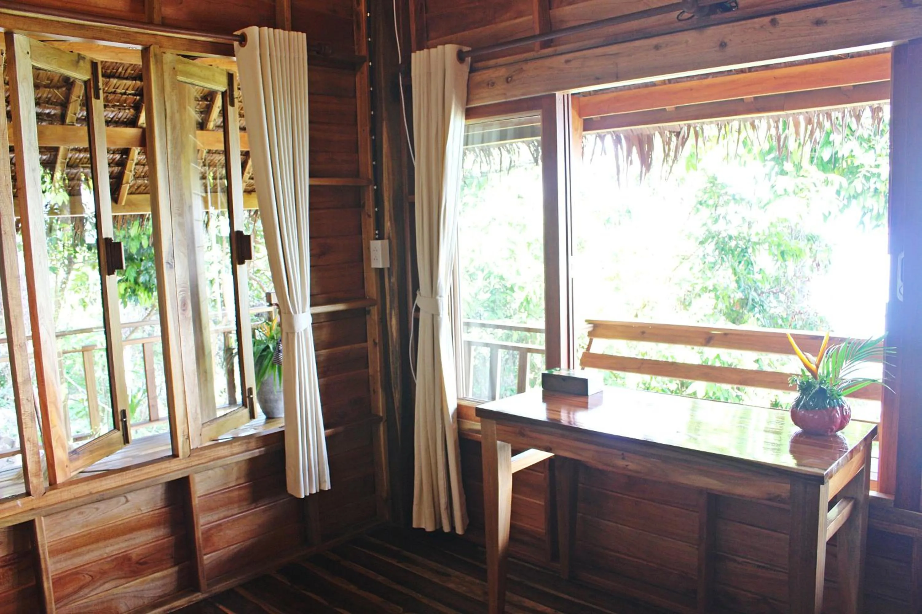 Bedroom in Phi Phi Phu Chalet Resort