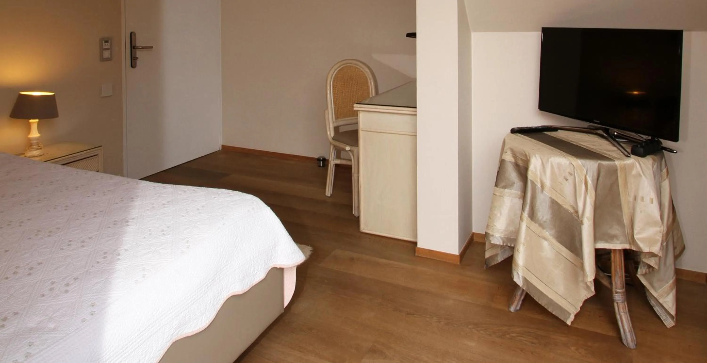 Bedroom, Bed in B&B 't Walleke