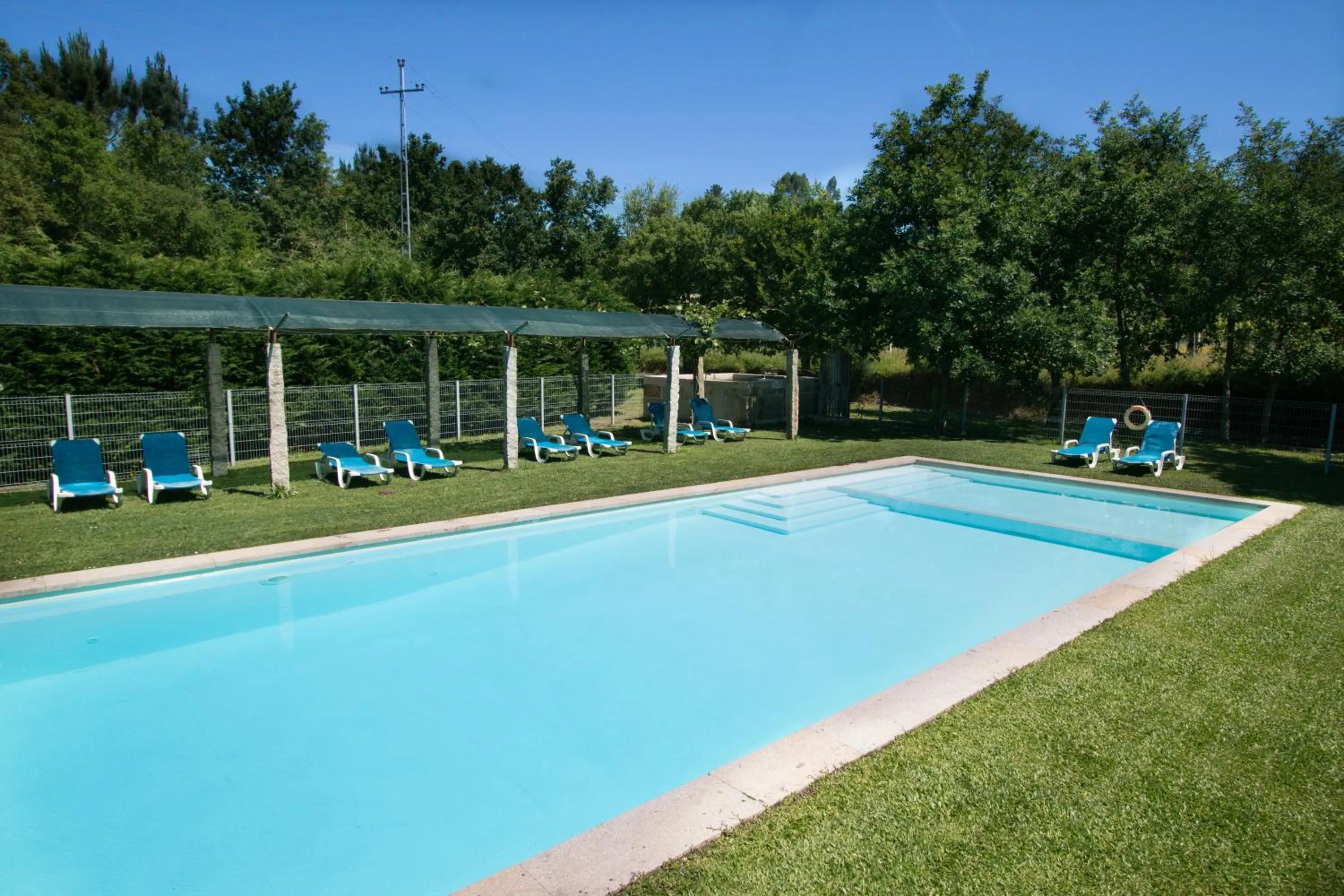 Swimming pool in Quinta do Caminho, AL