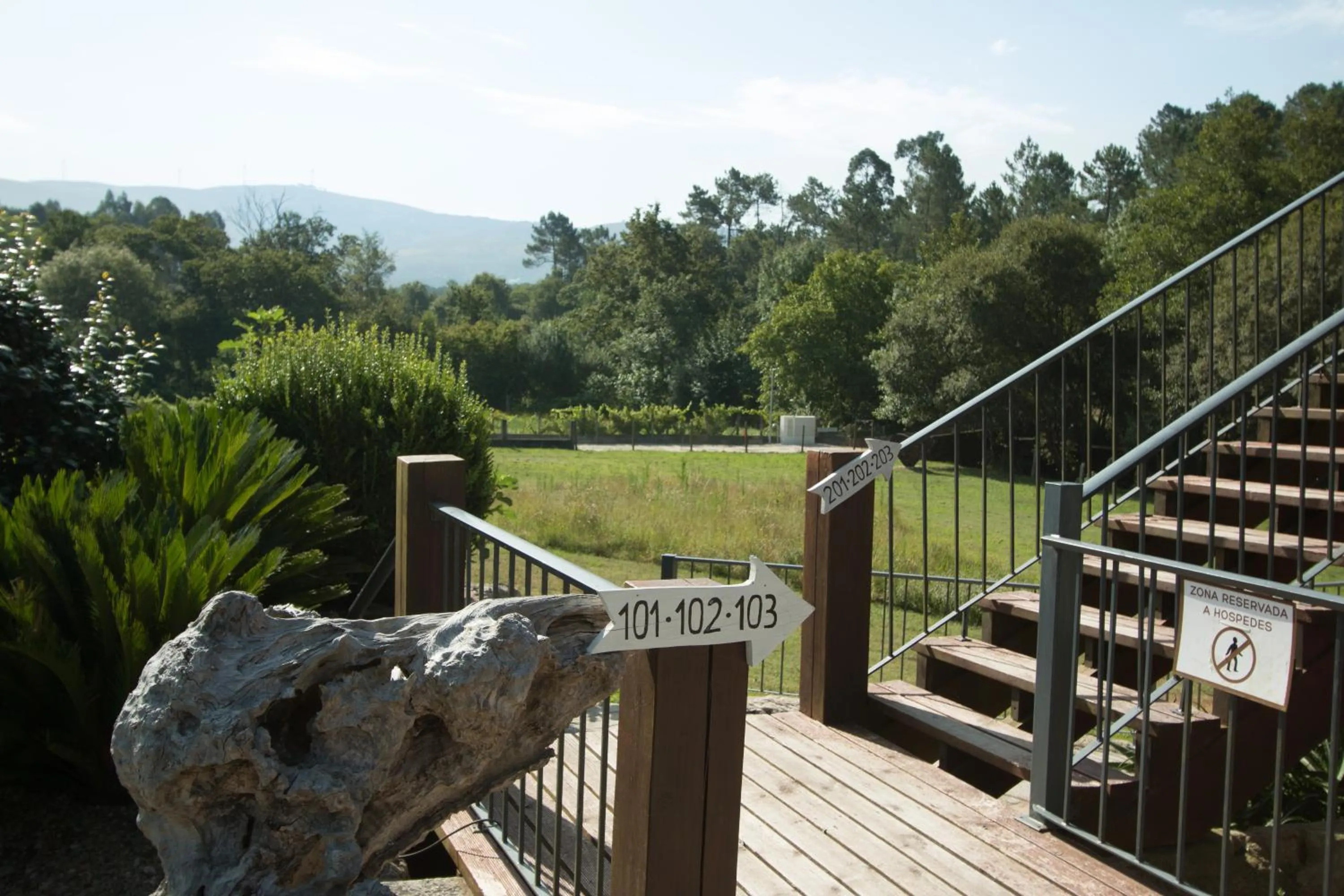 Property building in Quinta do Caminho, AL