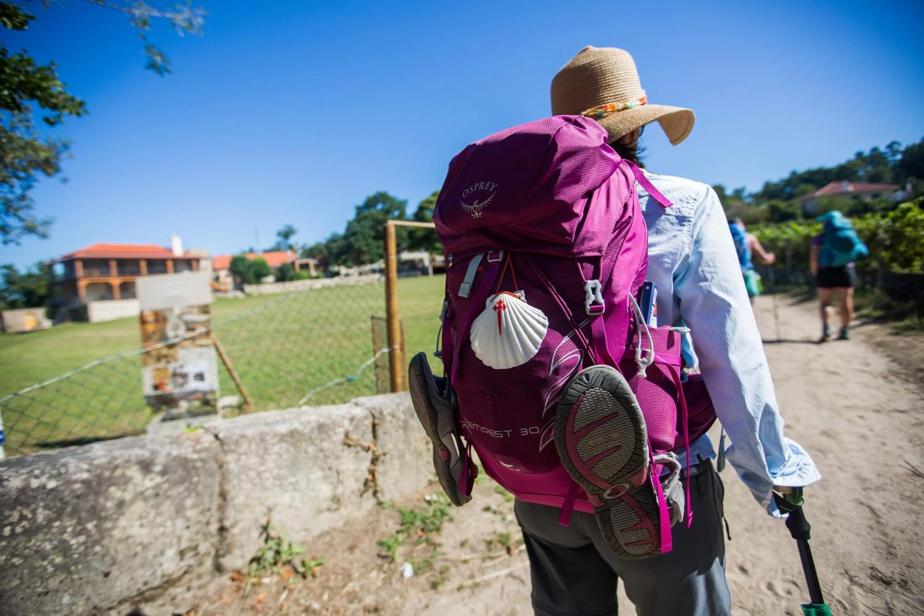 People in Quinta do Caminho, AL