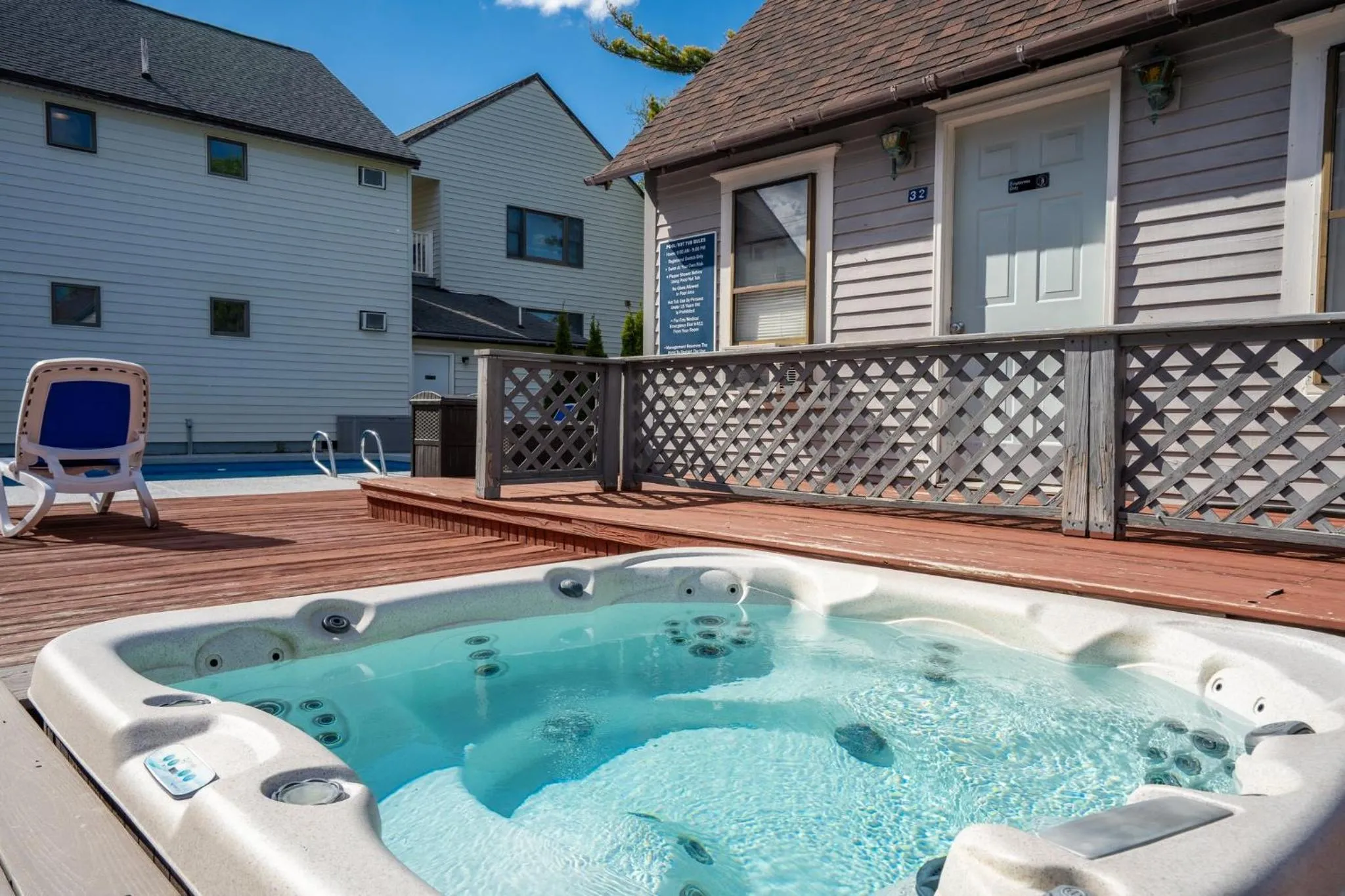 The Lighthouse Inn & Suites