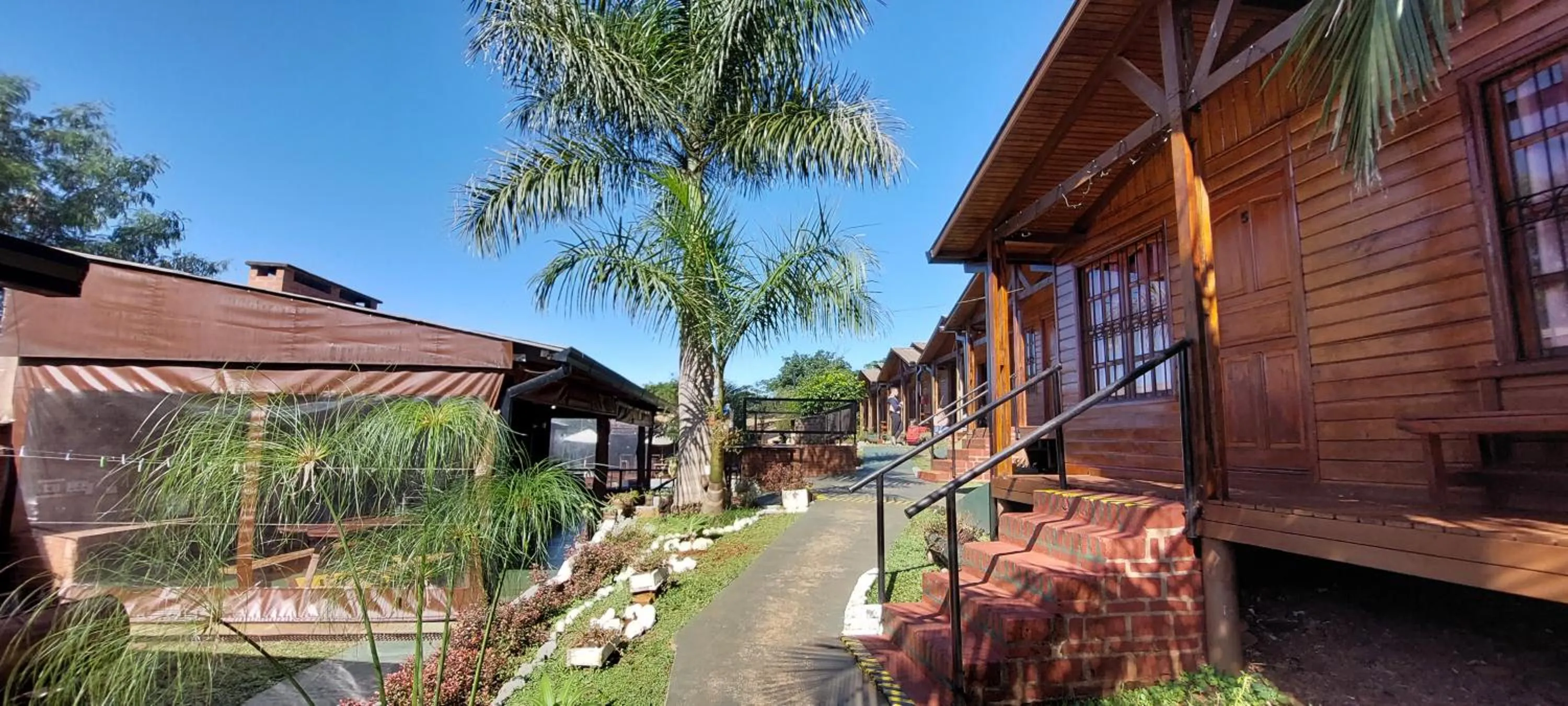 Patio in Terra Iguazú Cabañas