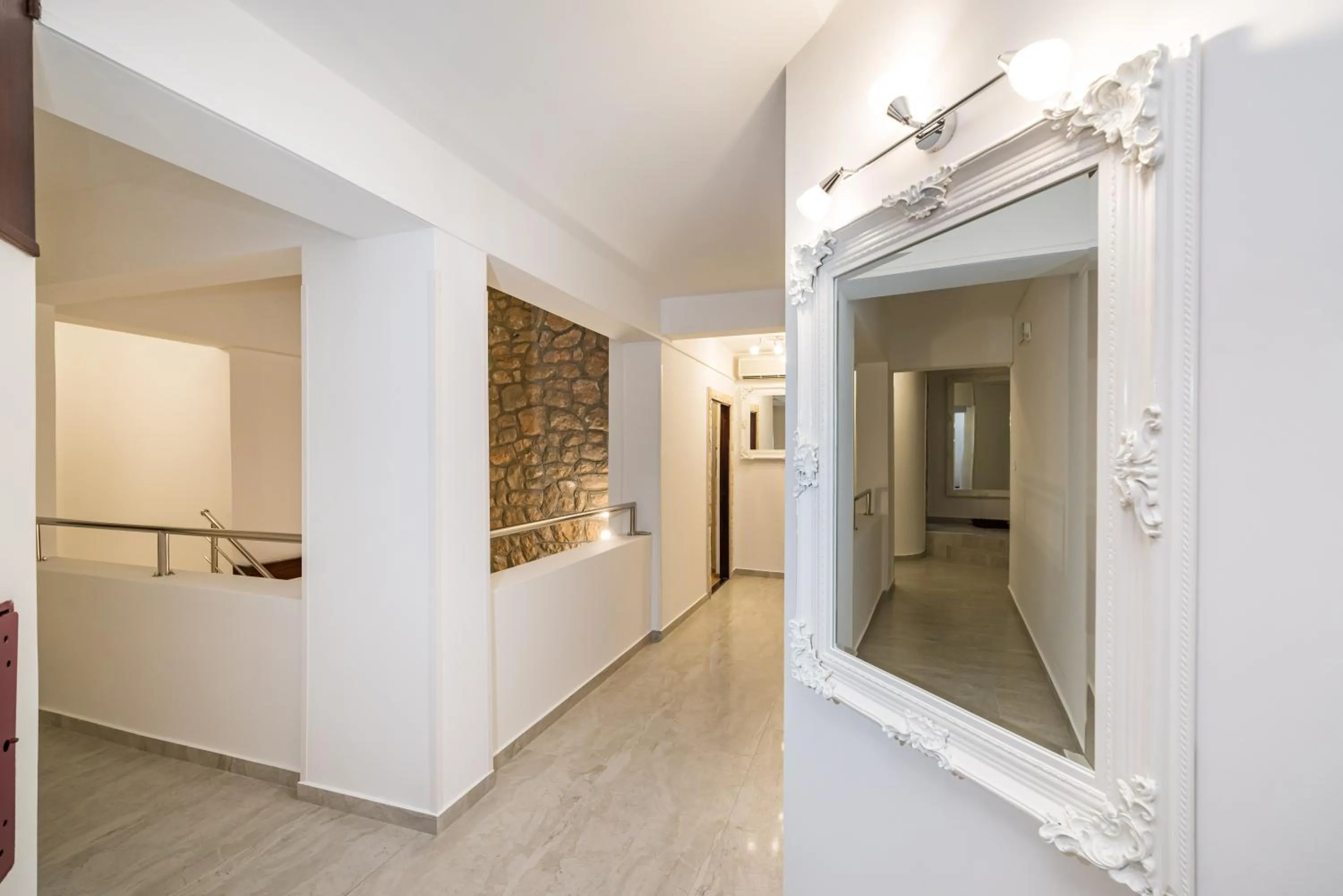 Property building in Hotel Vicko