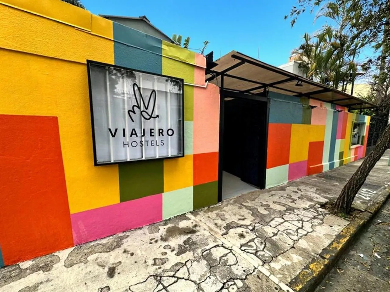 Facade/entrance in Viajero San José Hostel