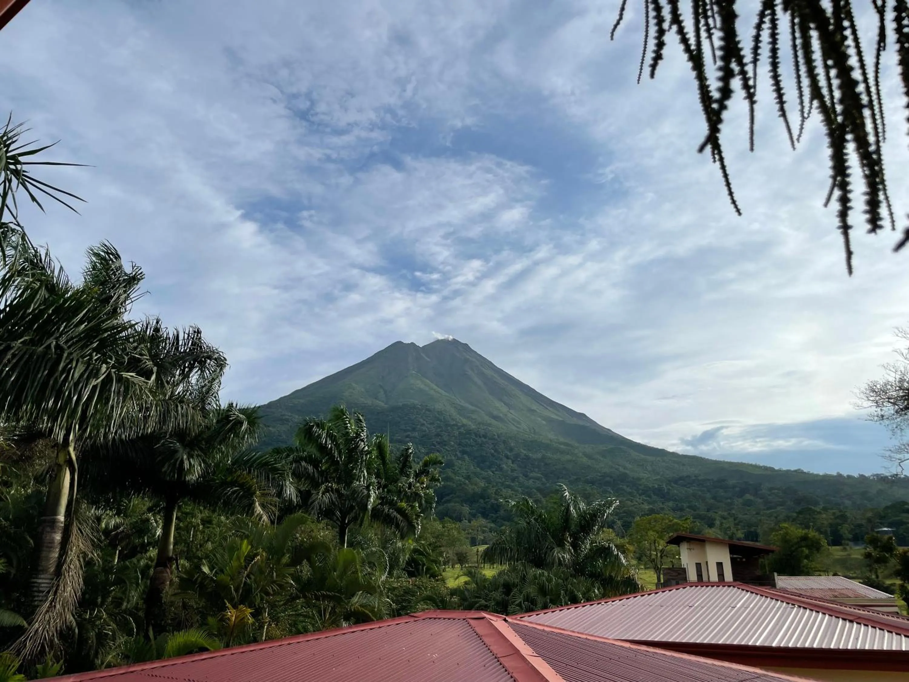 Natural landscape in Paradise Hot Springs - Thermal Water & Volcano Views