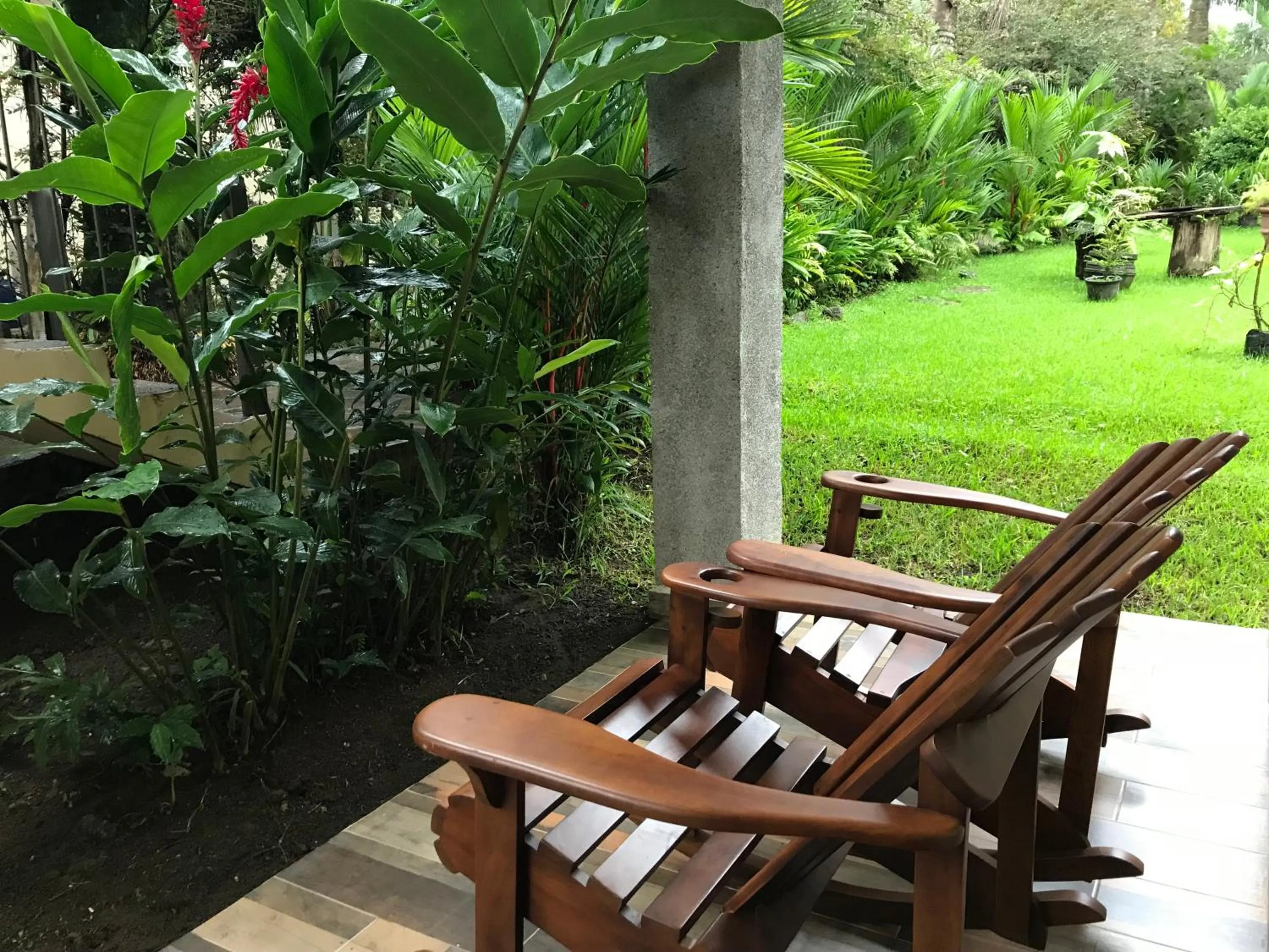 Garden in Paradise Hot Springs - Thermal Water & Volcano Views