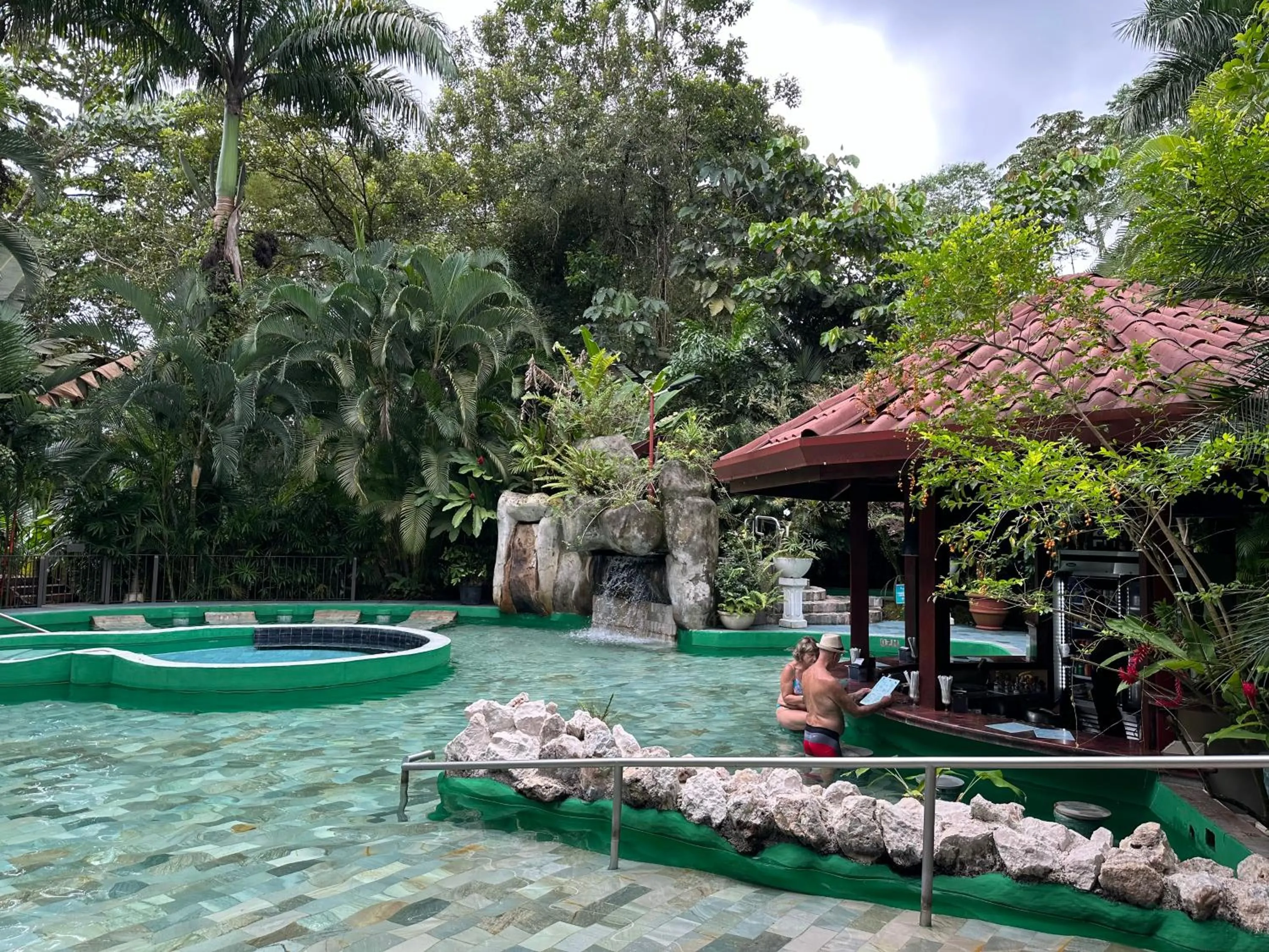 Lounge or bar in Paradise Hot Springs - Thermal Water & Volcano Views