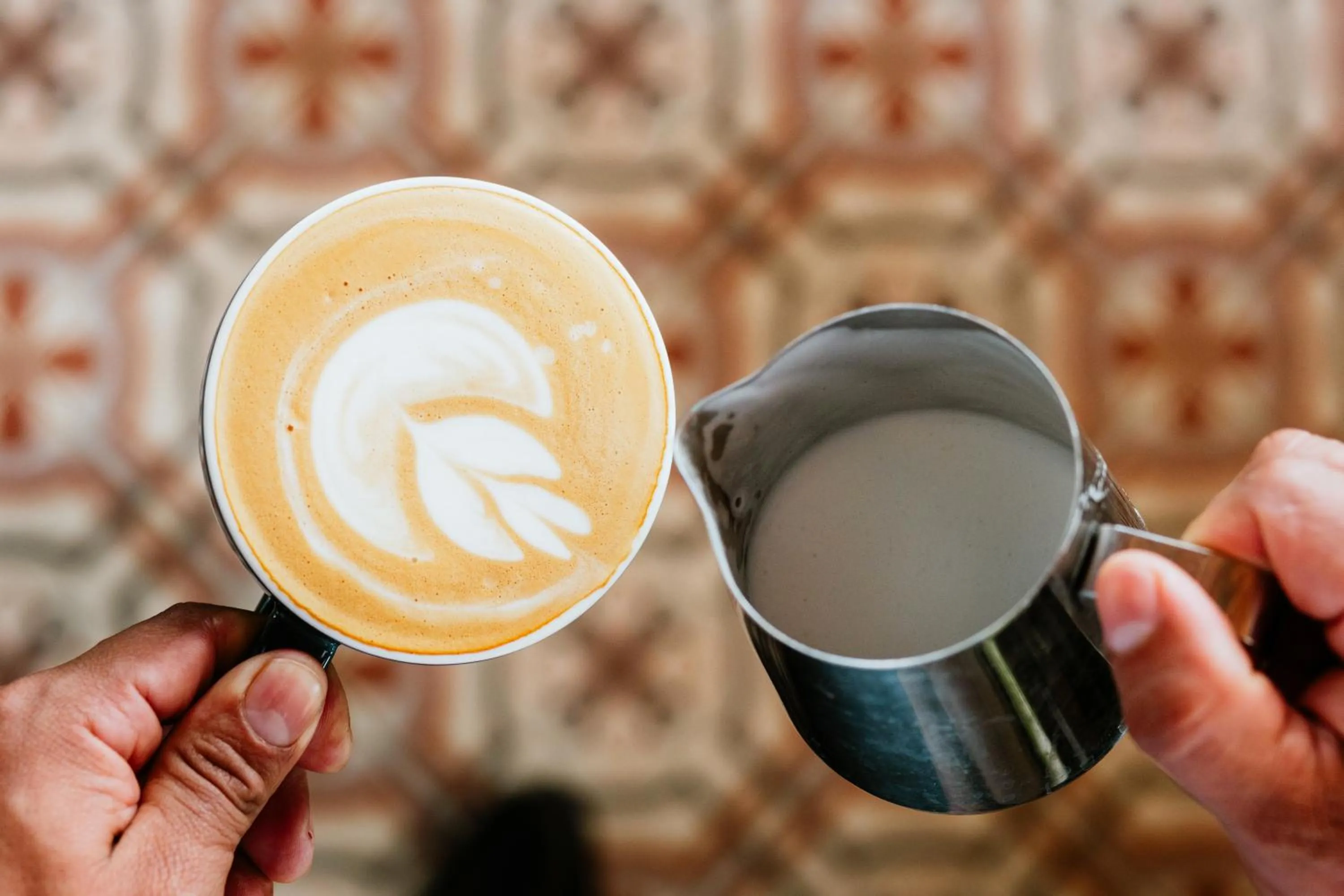 Coffee/tea facilities in Paradise Hot Springs - Thermal Water & Volcano Views