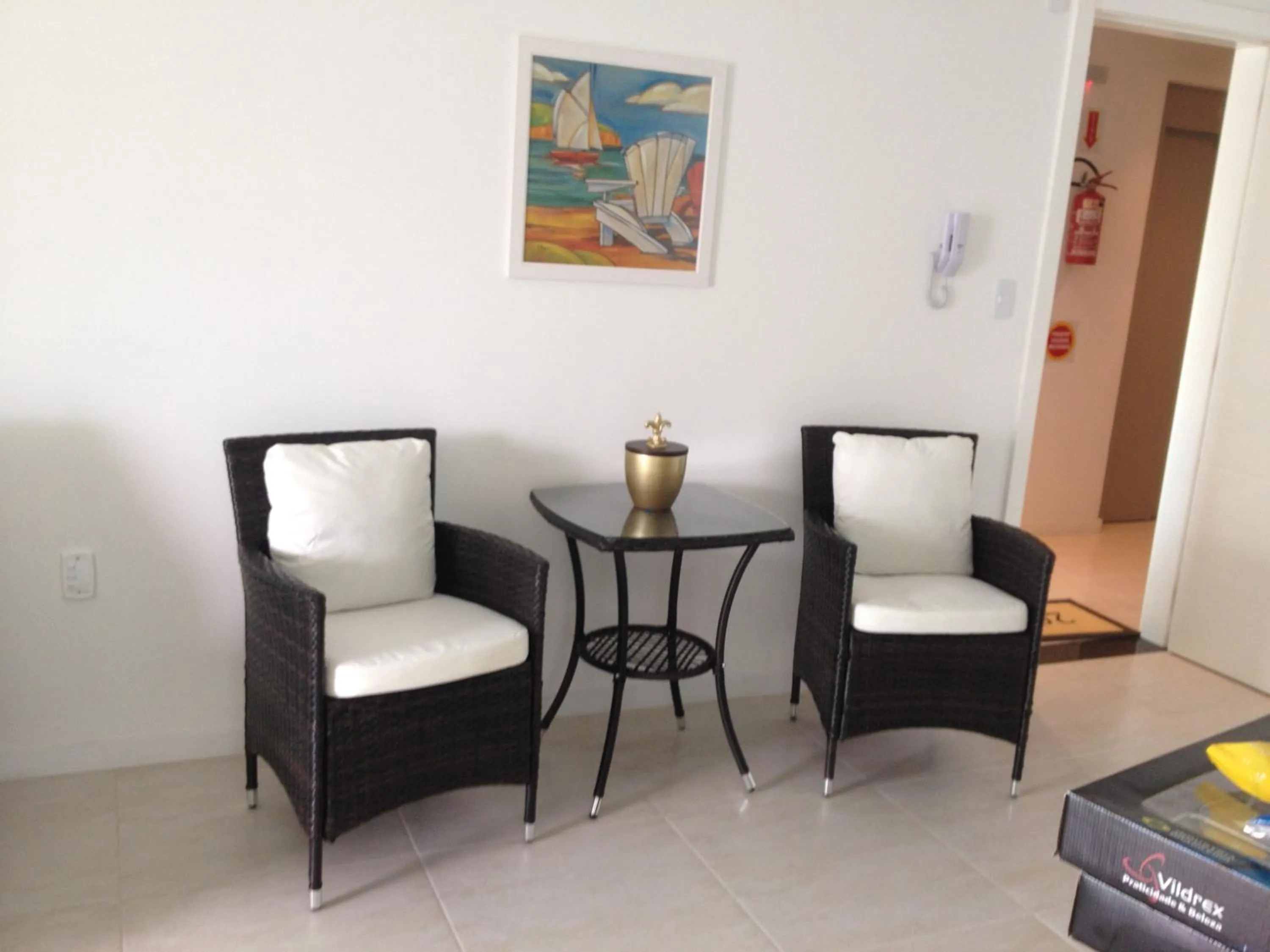 Living room in Atalanta I