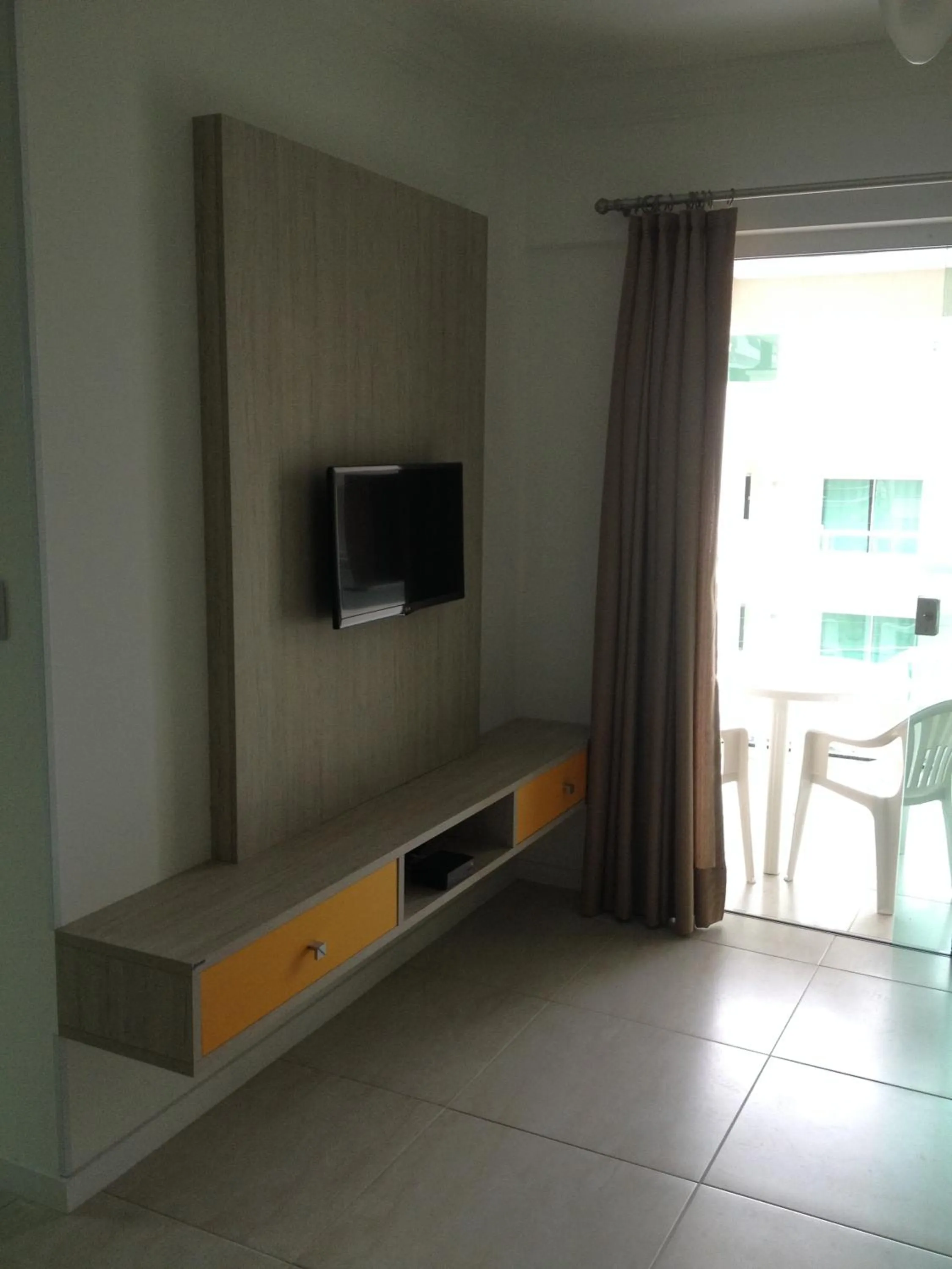 Living room in Atalanta I