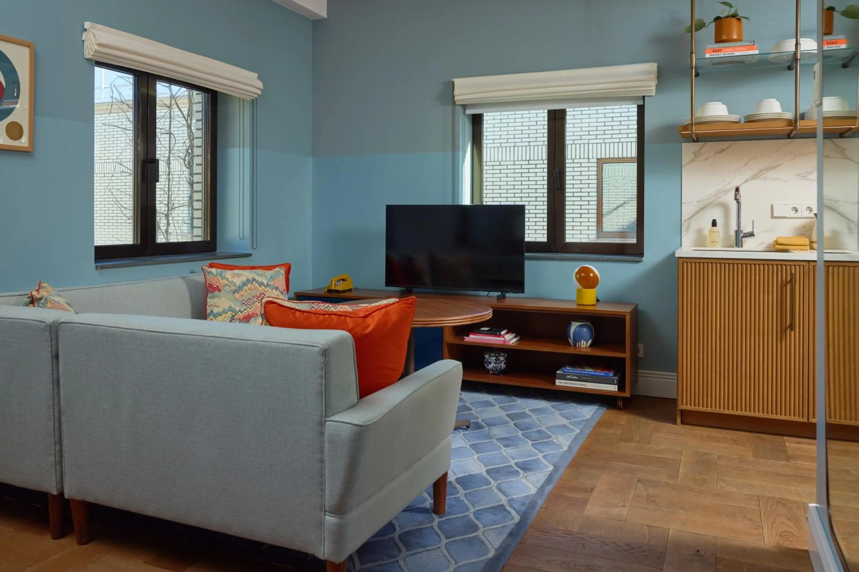 Living room in The July - Twenty Eight