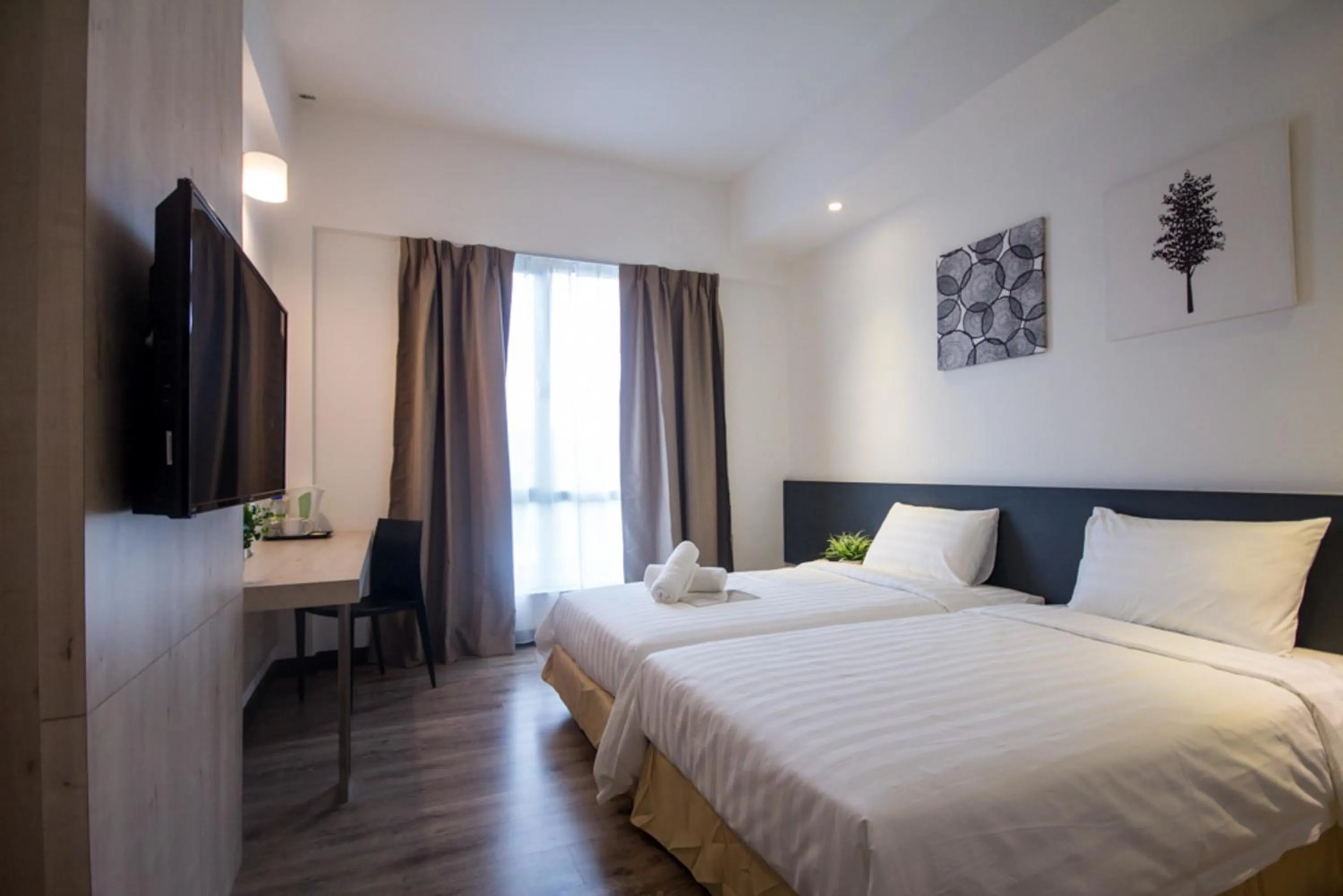 Photo of the whole room, Bed in Fuller Hotel Kulim